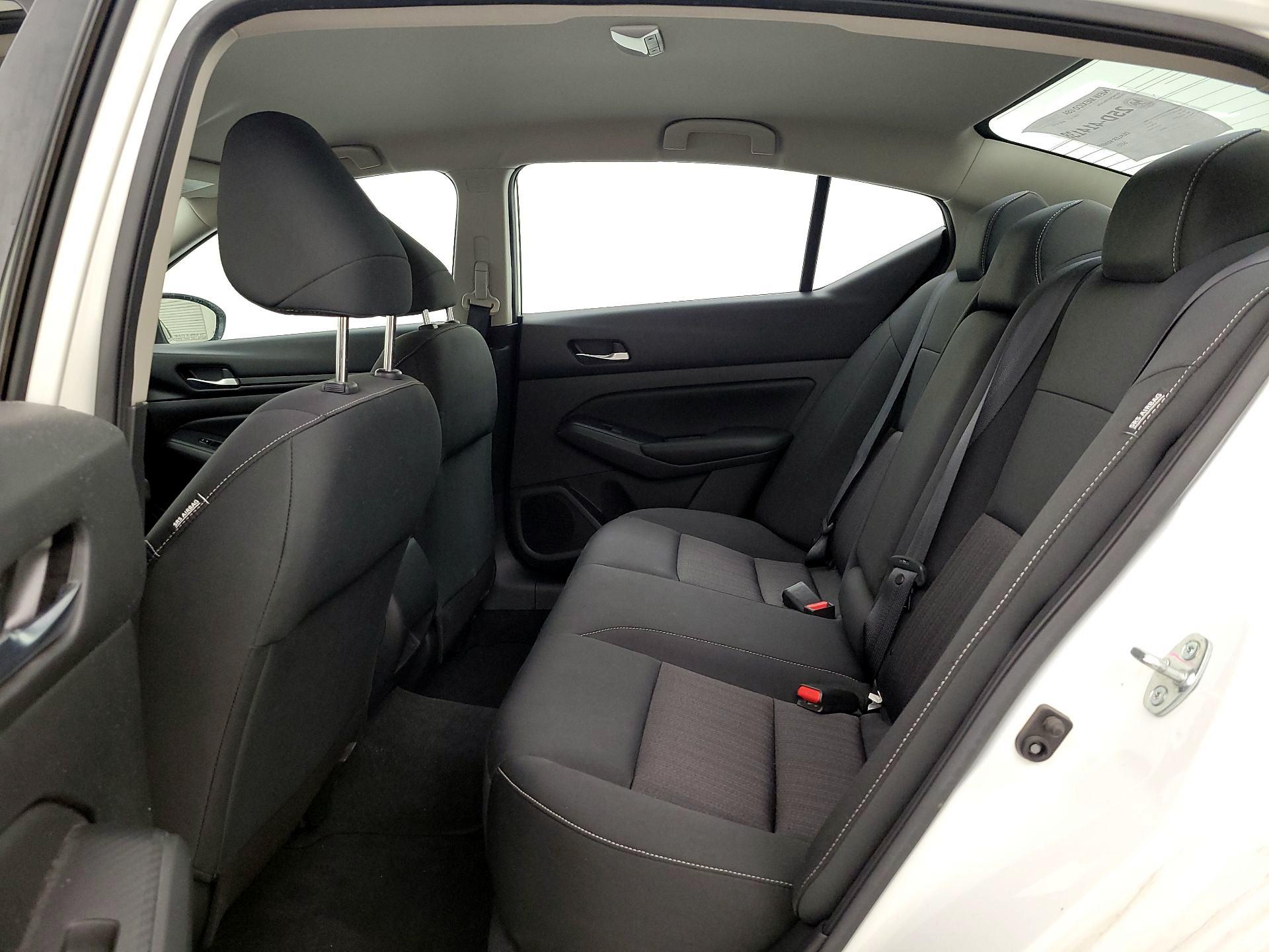 Thumbnail: 2021 Nissan Altima - 19