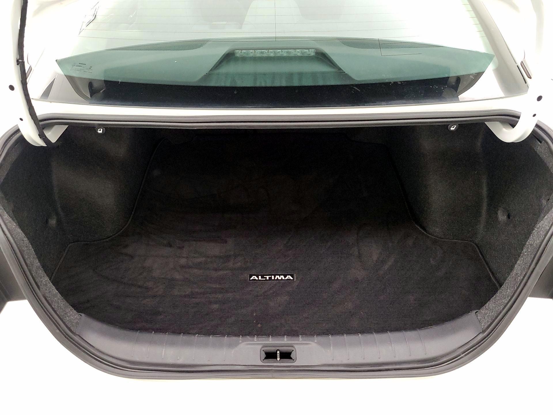 Thumbnail: 2021 Nissan Altima - 20