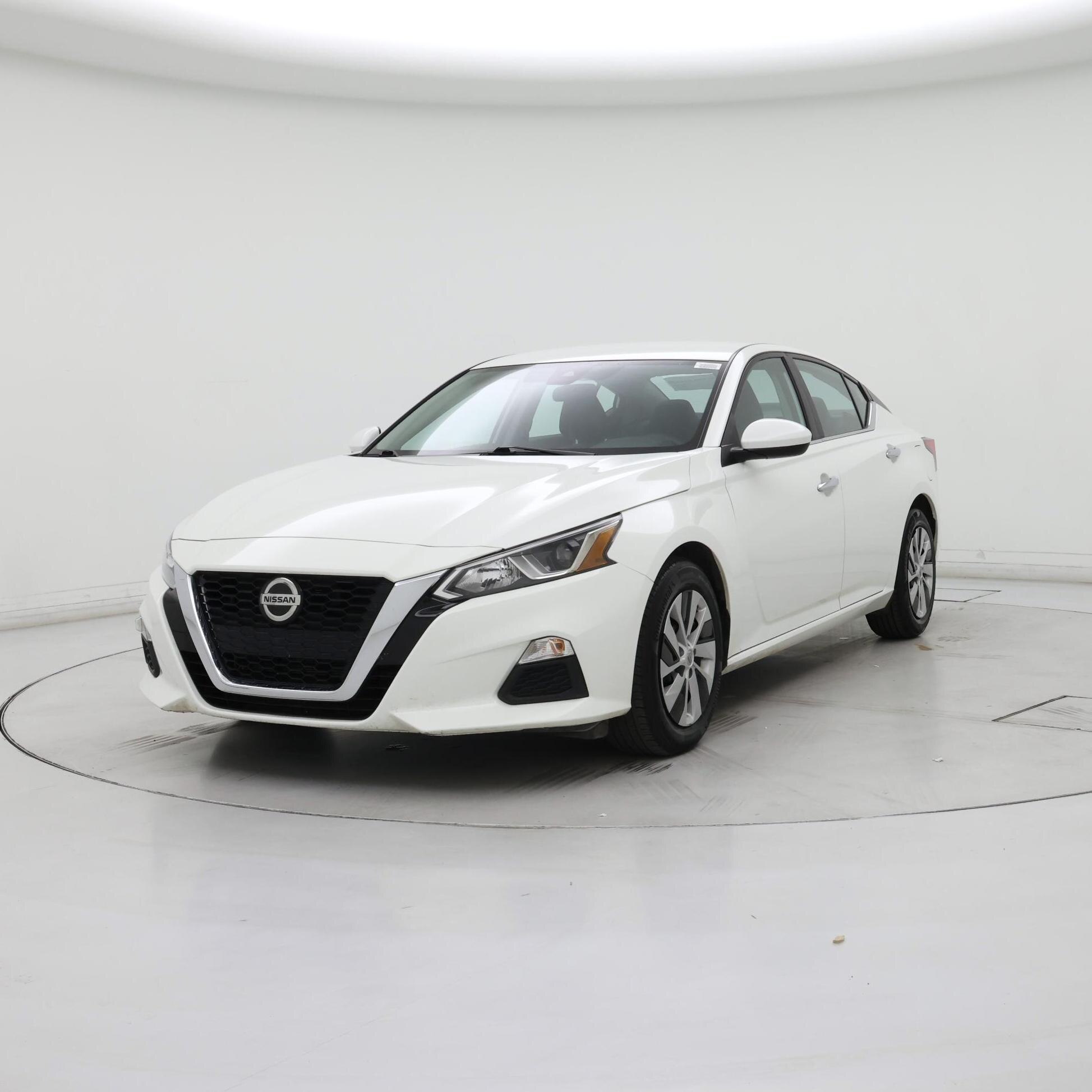 Thumbnail: 2021 Nissan Altima - 4