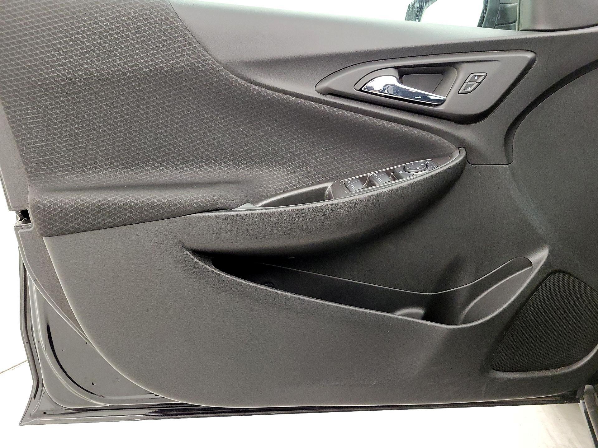 Thumbnail: 2023 Chevrolet Malibu - 10