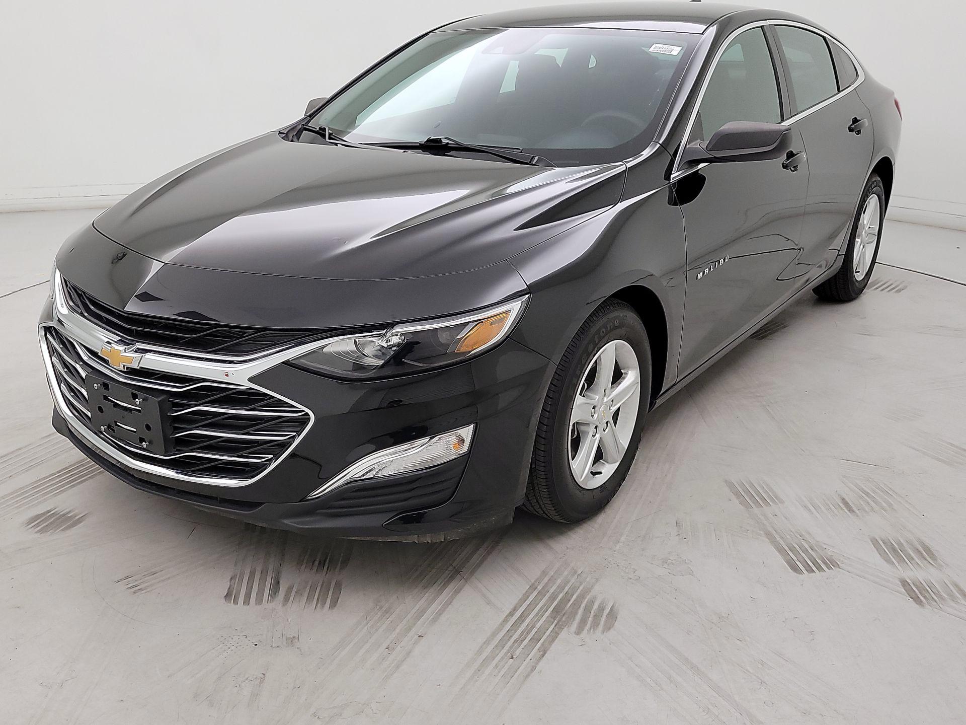 Thumbnail: 2023 Chevrolet Malibu - 3