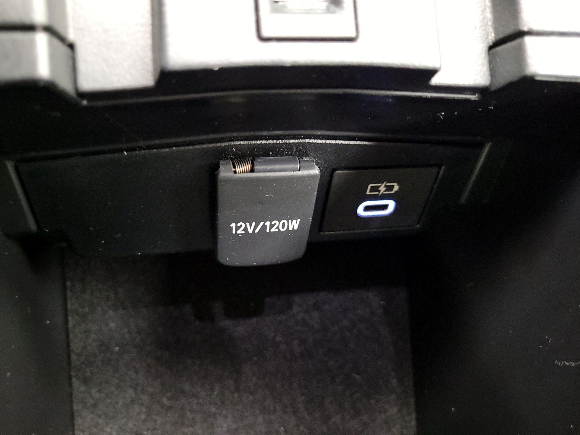 Thumbnail: 2024 Toyota Corolla - 18