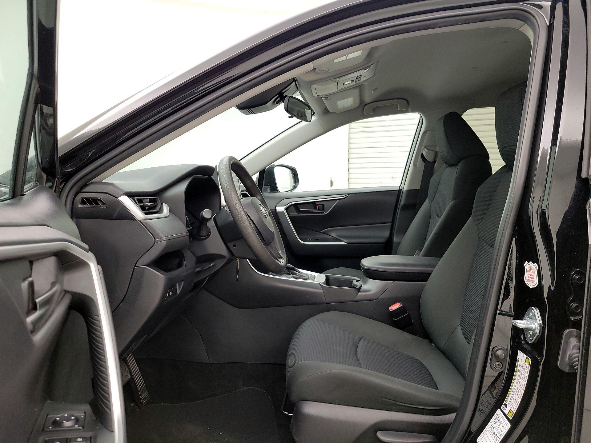 Thumbnail: 2024 Toyota RAV4 - 9