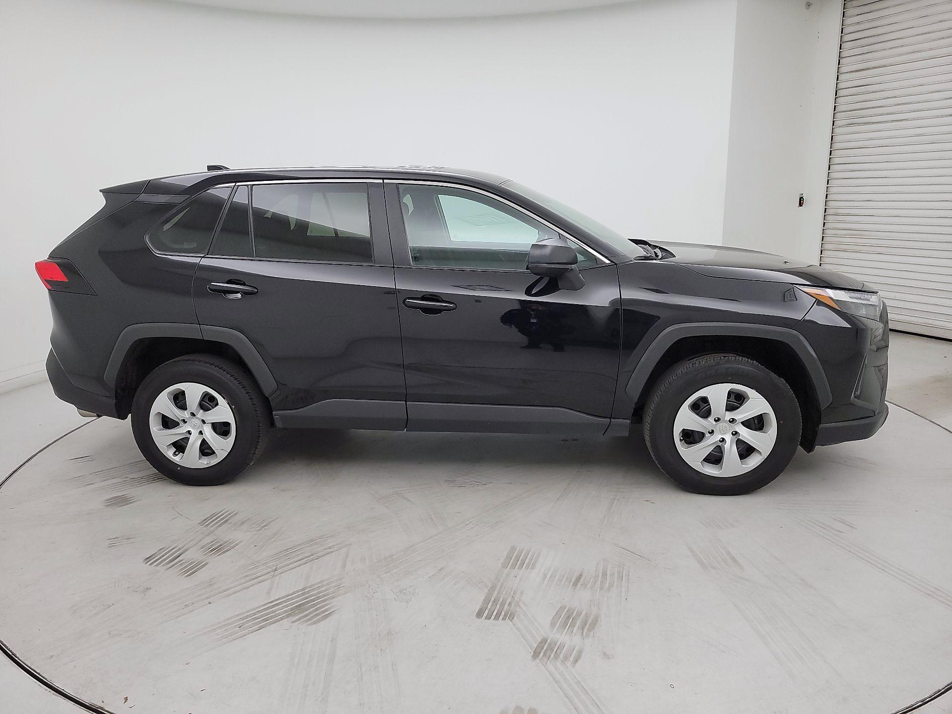 Thumbnail: 2024 Toyota RAV4 - 4