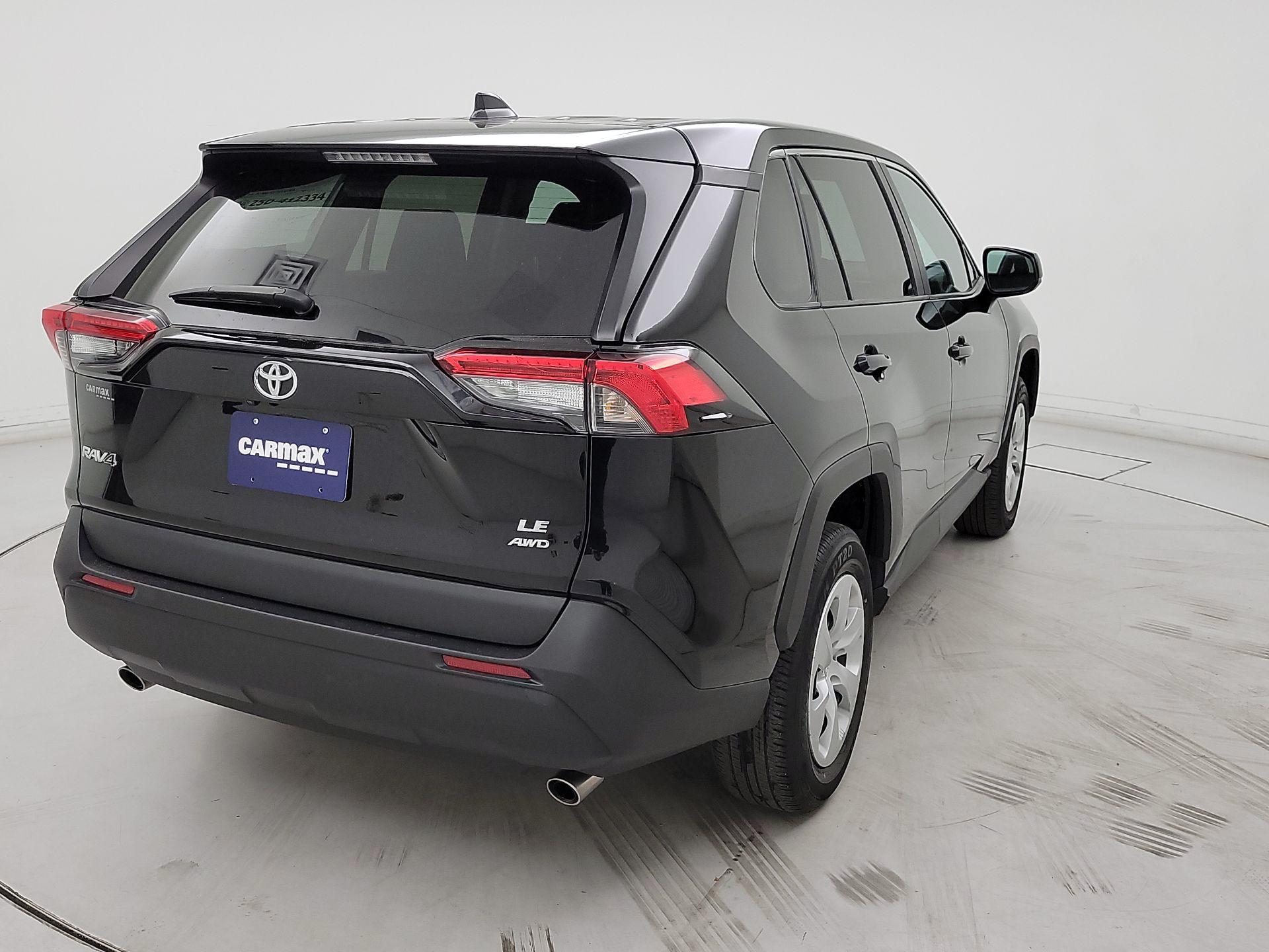 Thumbnail: 2024 Toyota RAV4 - 5