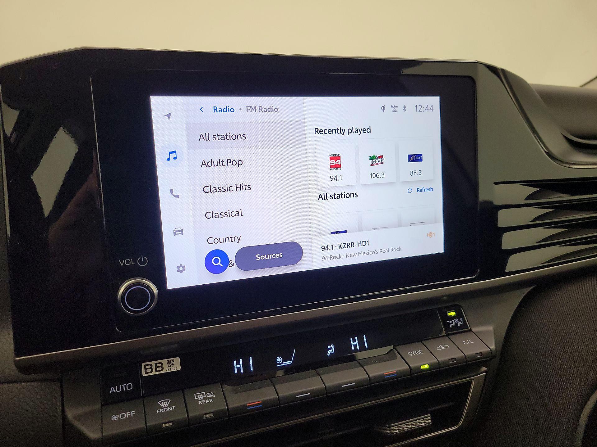 Thumbnail: 2025 Toyota Camry - 15