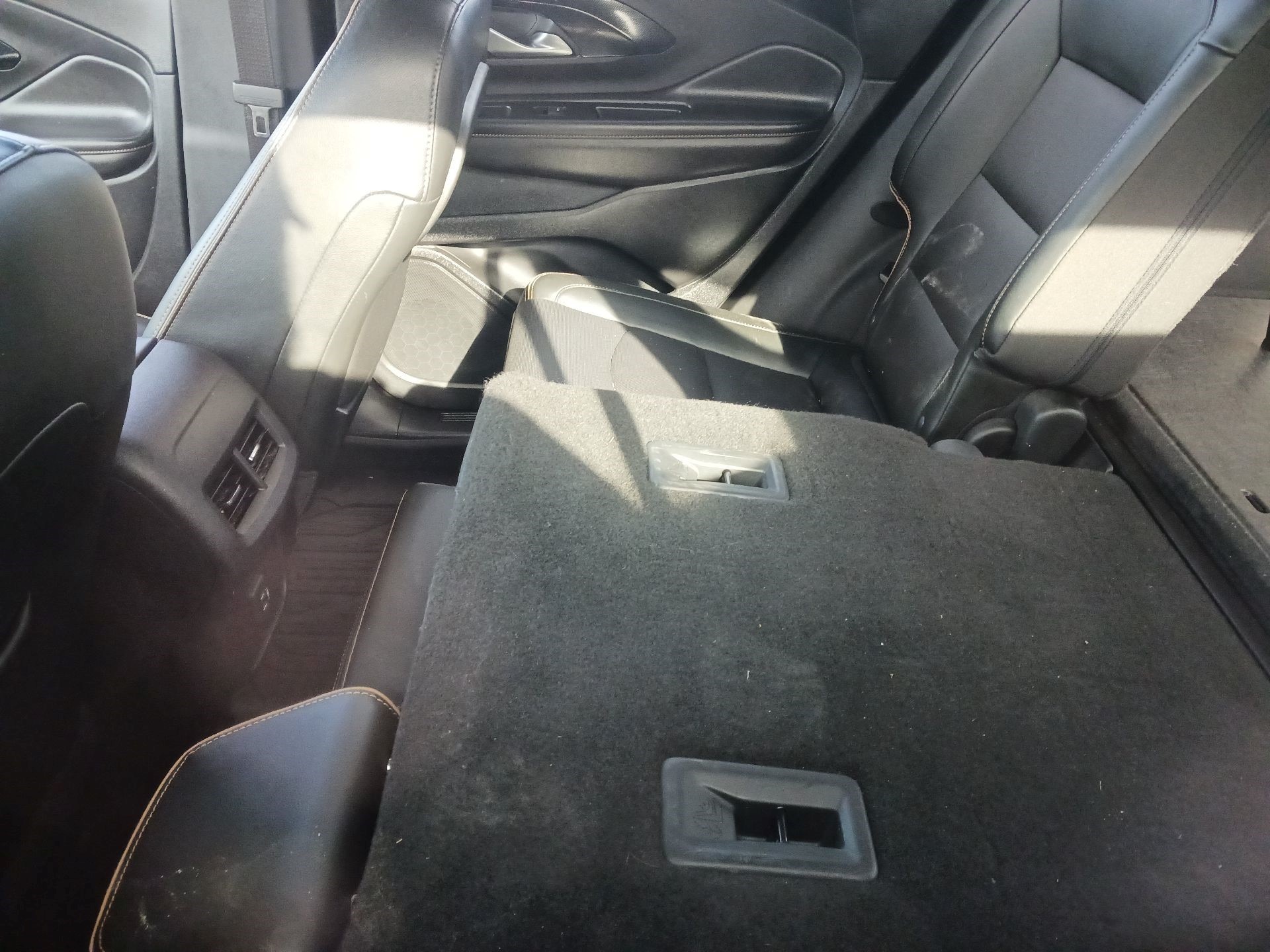 Thumbnail: 2023 Mazda CX-9 - 7