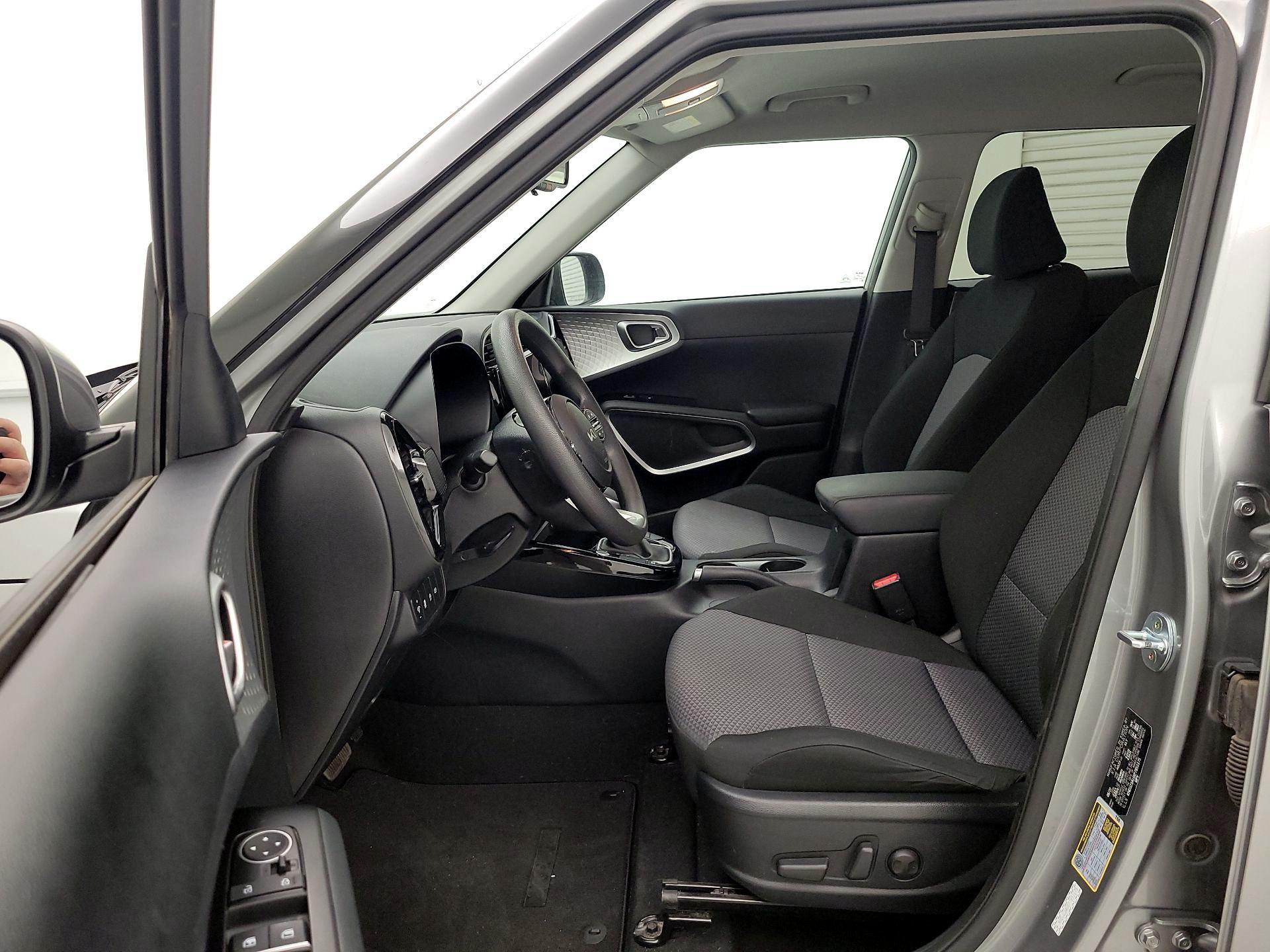 Thumbnail: 2023 Kia Soul - 11