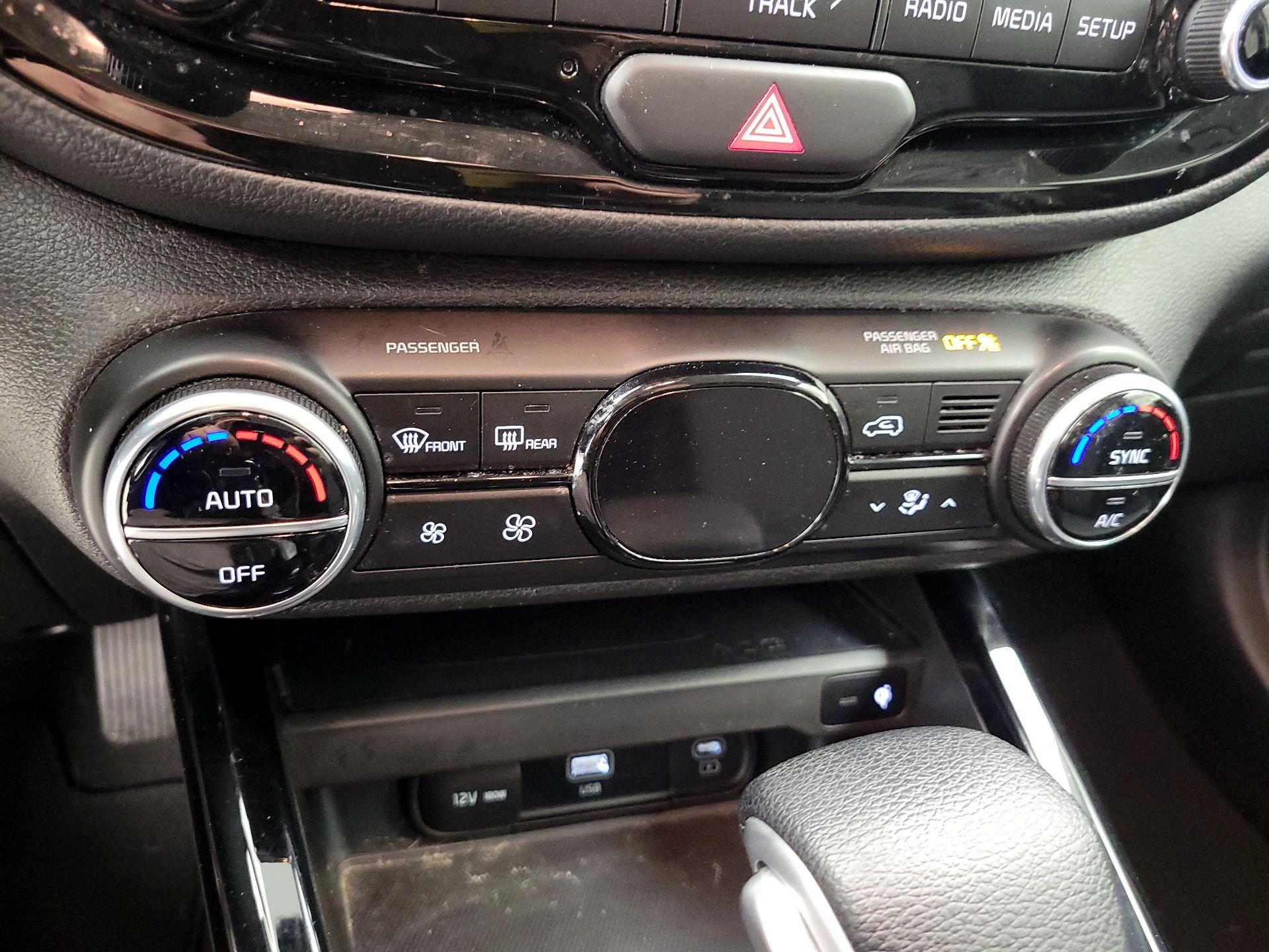 Thumbnail: 2023 Kia Soul - 17