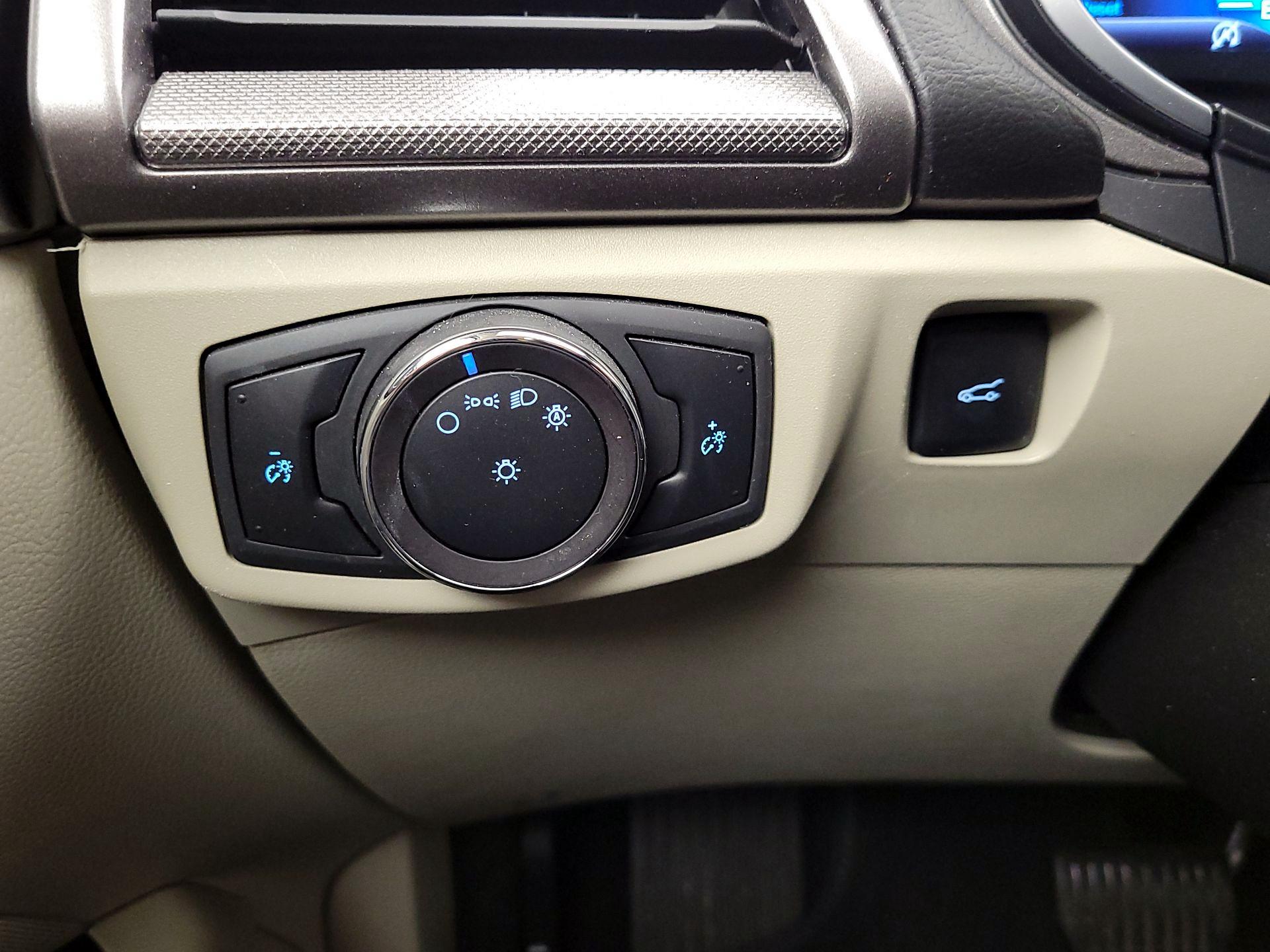 Thumbnail: 2019 Ford Fusion - 13