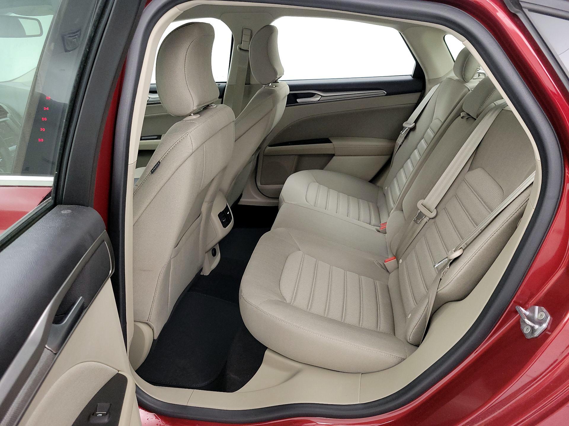 Thumbnail: 2019 Ford Fusion - 19