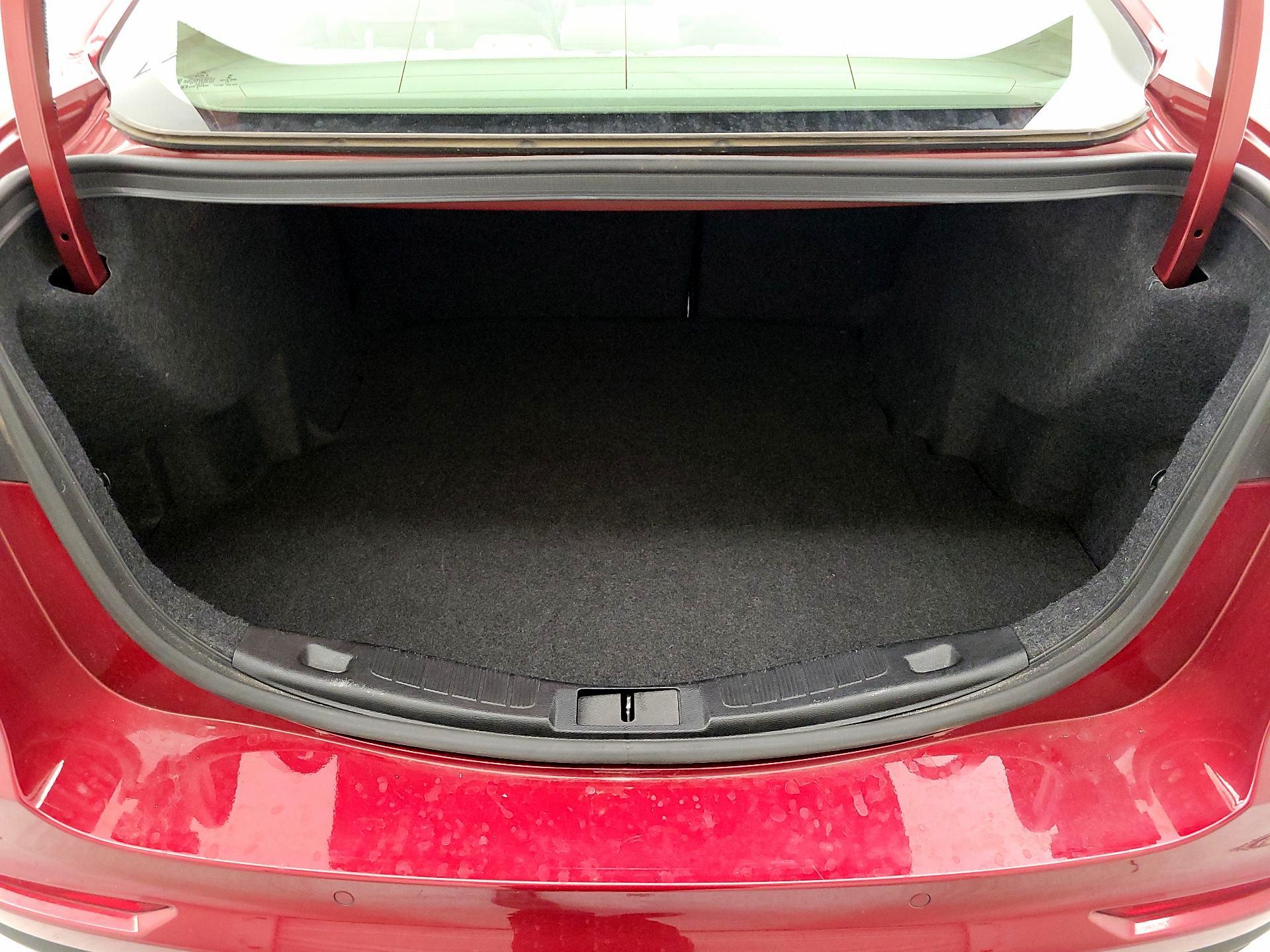 Thumbnail: 2019 Ford Fusion - 20