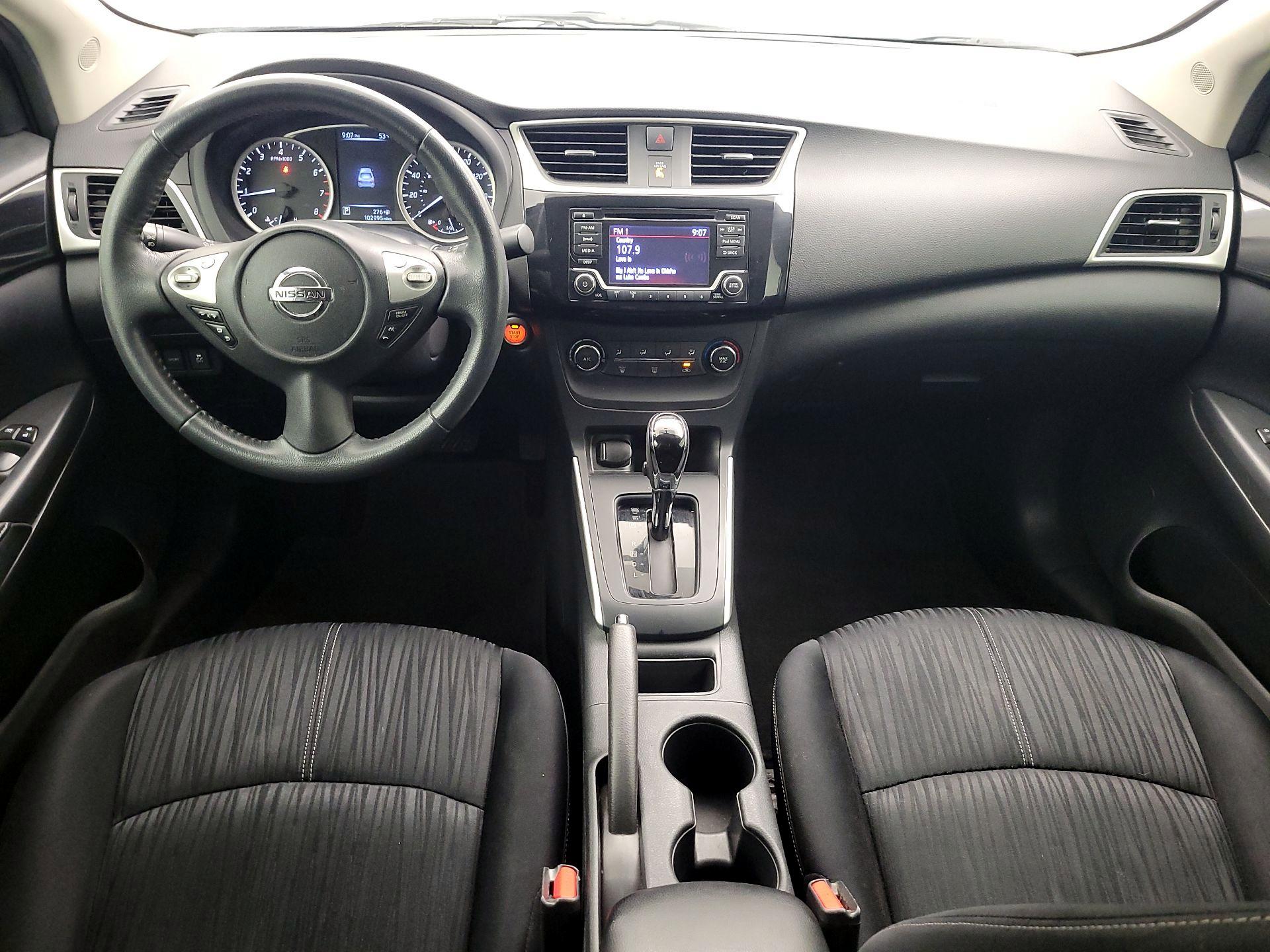 Thumbnail: 2017 Nissan Sentra - 9