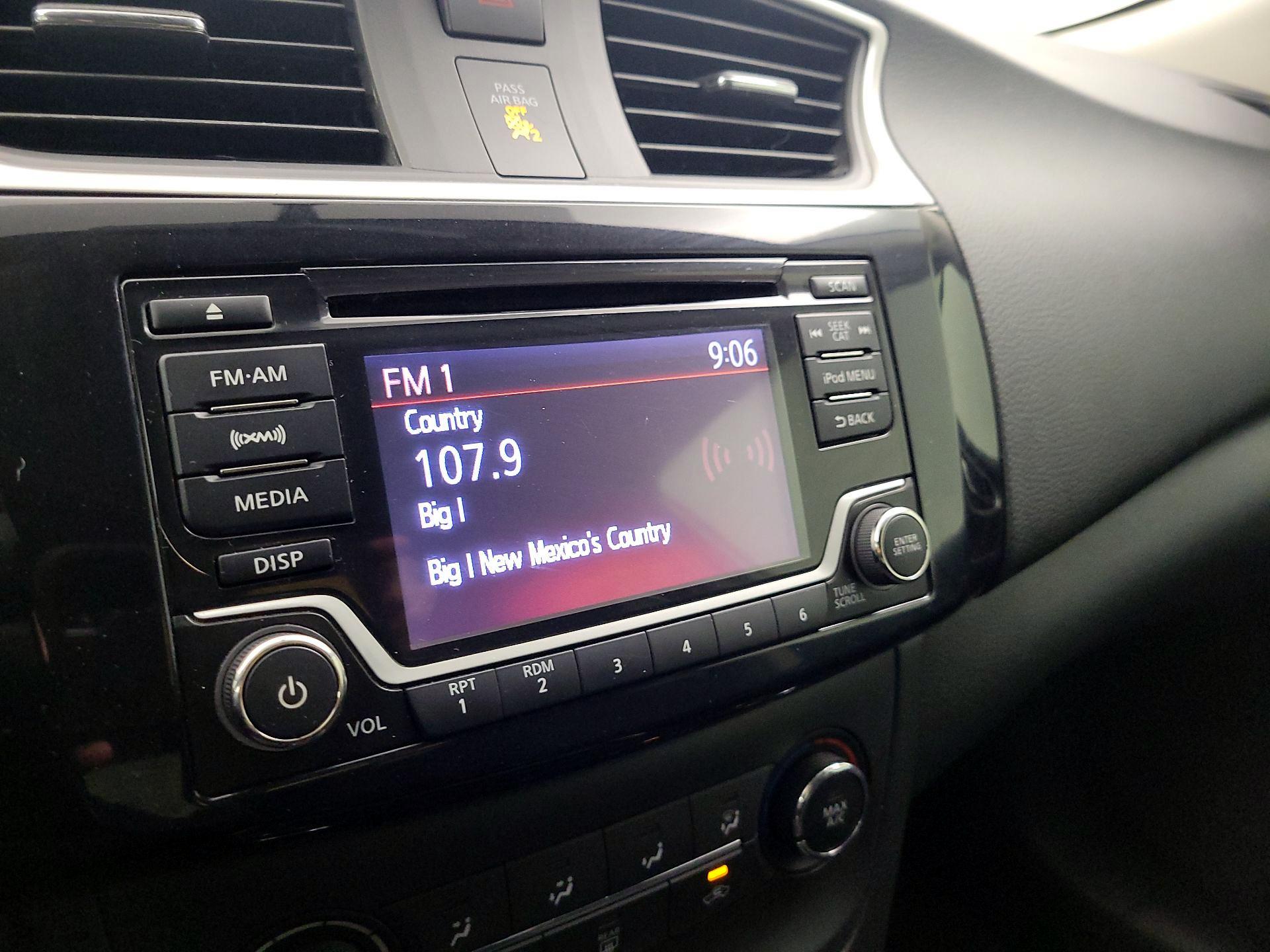 Thumbnail: 2017 Nissan Sentra - 15