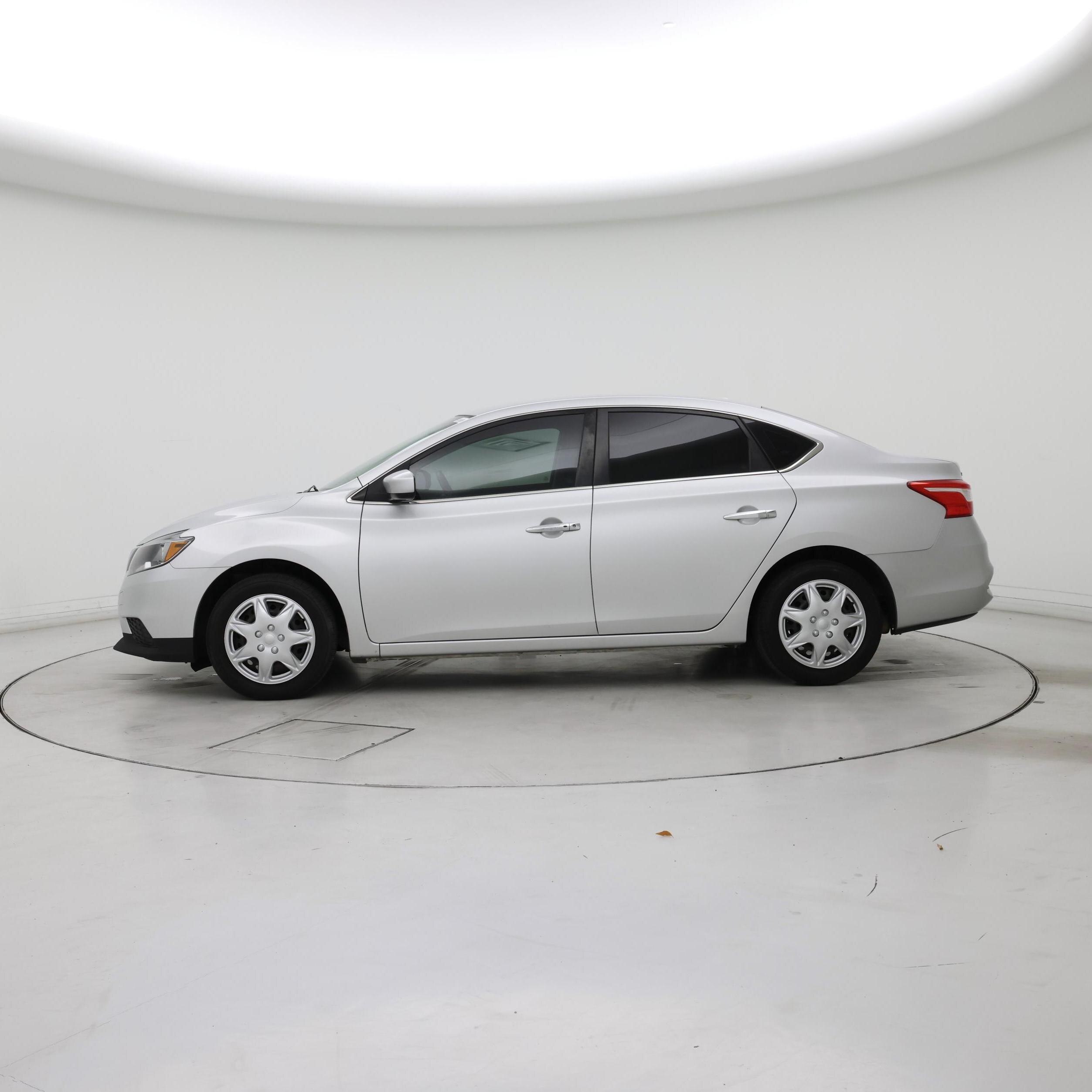 Thumbnail: 2017 Nissan Sentra - 3