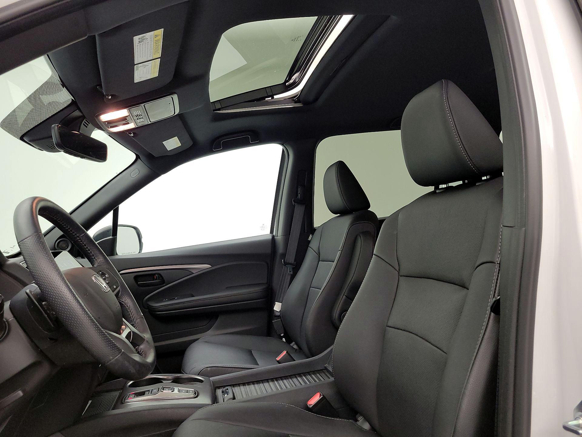 Thumbnail: 2023 Honda Passport - 19