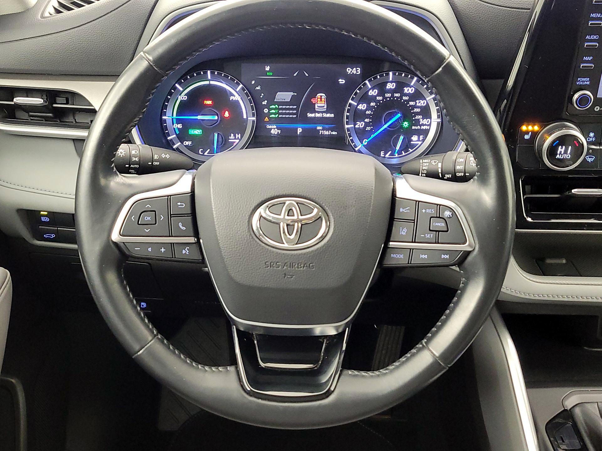 Thumbnail: 2021 Toyota Highlander - 10