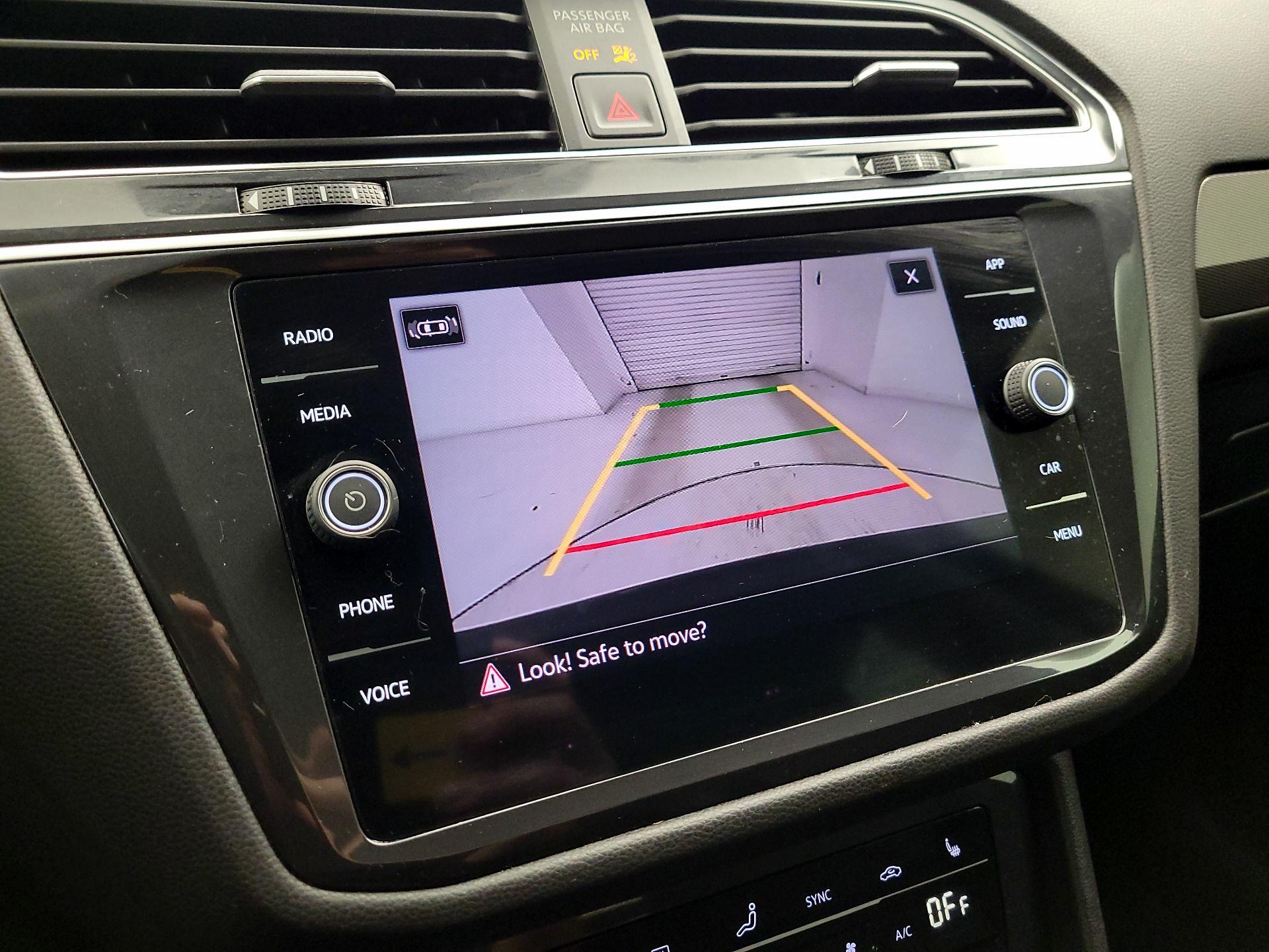 Thumbnail: 2024 Volkswagen Tiguan - 14