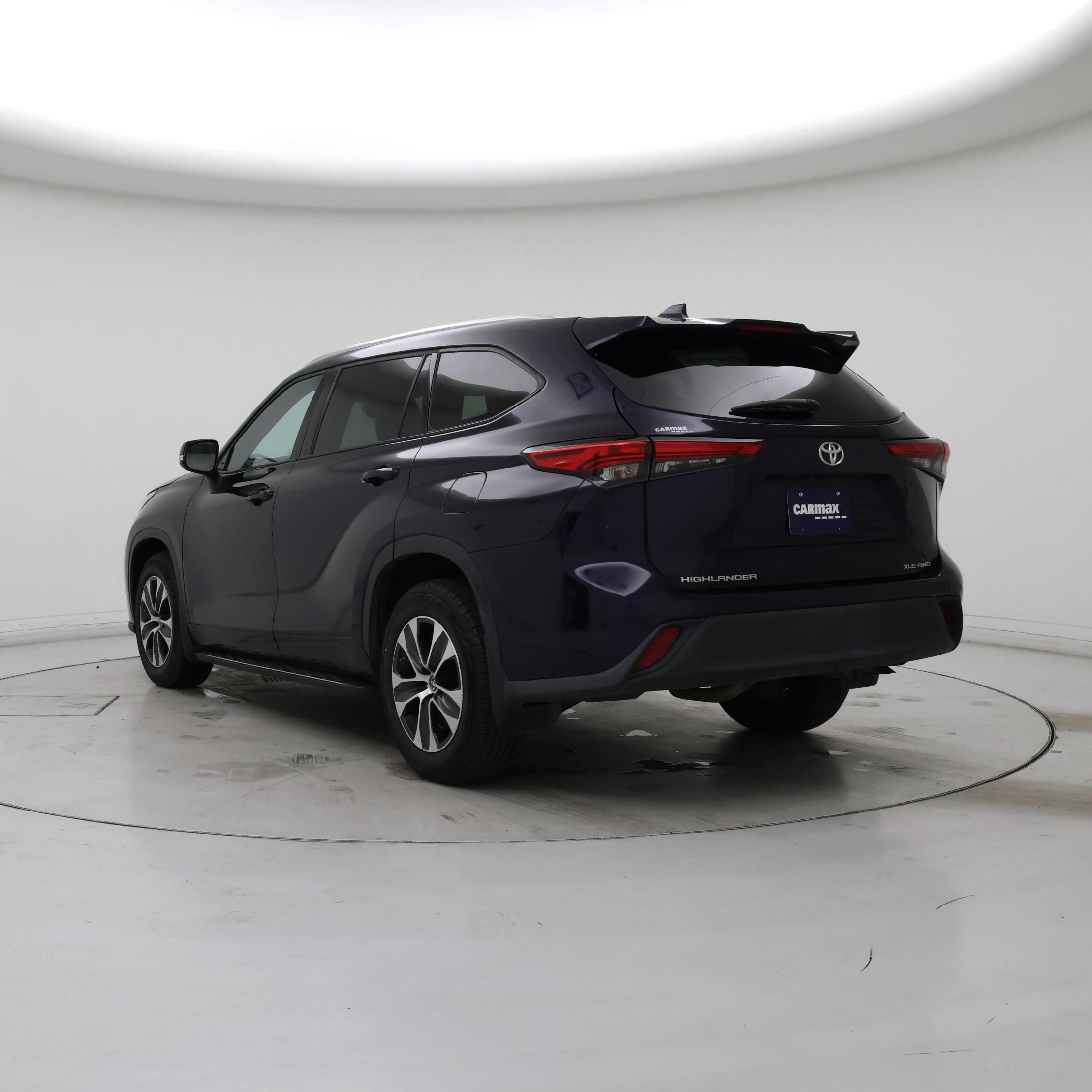 Thumbnail: 2021 Toyota Highlander - 2