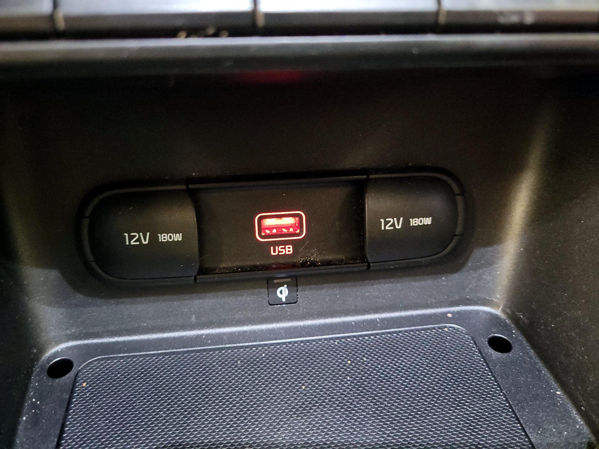 Thumbnail: 2020 Kia Sportage - 18