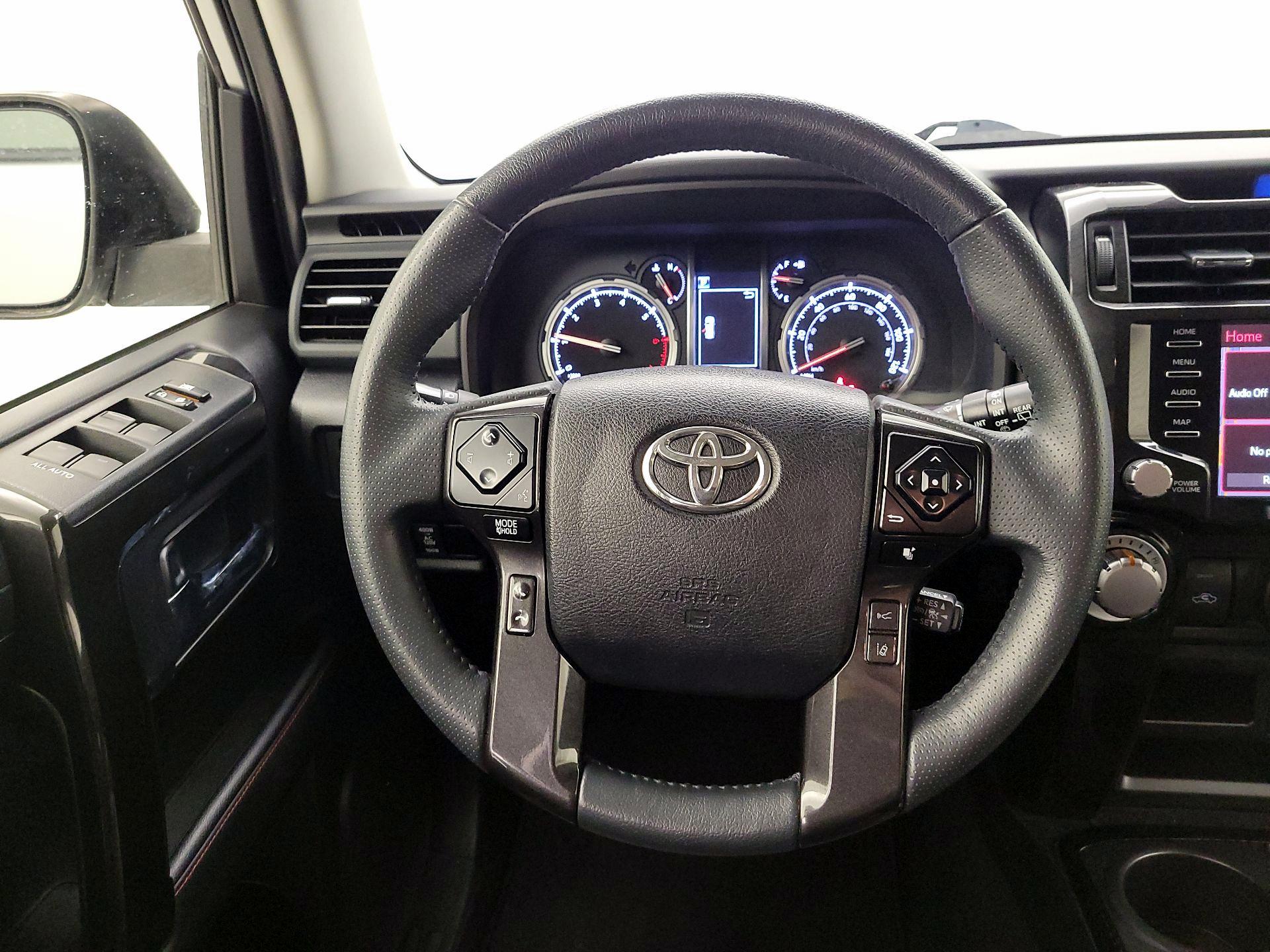 Thumbnail: 2021 Toyota 4Runner - 10