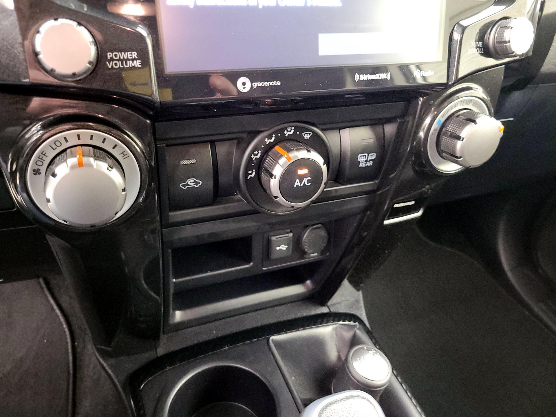 Thumbnail: 2021 Toyota 4Runner - 14