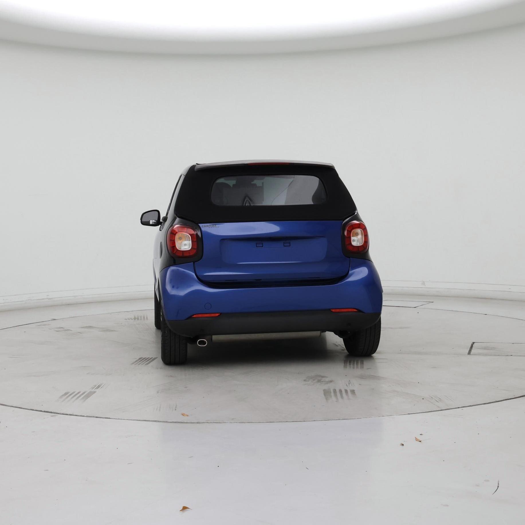 Thumbnail: 2017 smart fortwo - 6