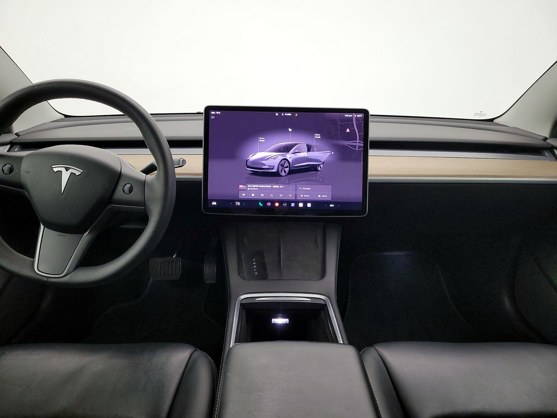 Thumbnail: 2022 Tesla Model 3 - 9