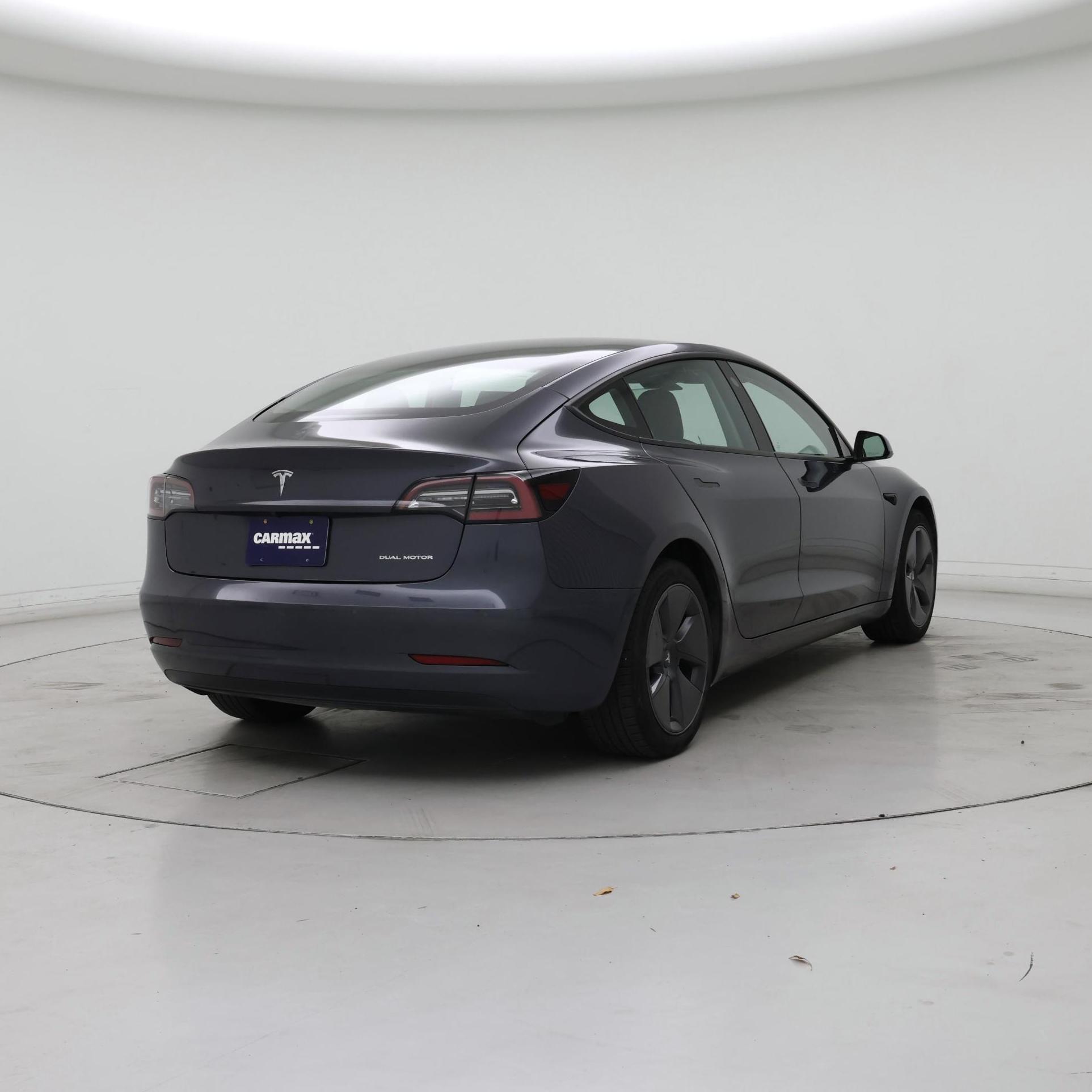 Thumbnail: 2022 Tesla Model 3 - 8