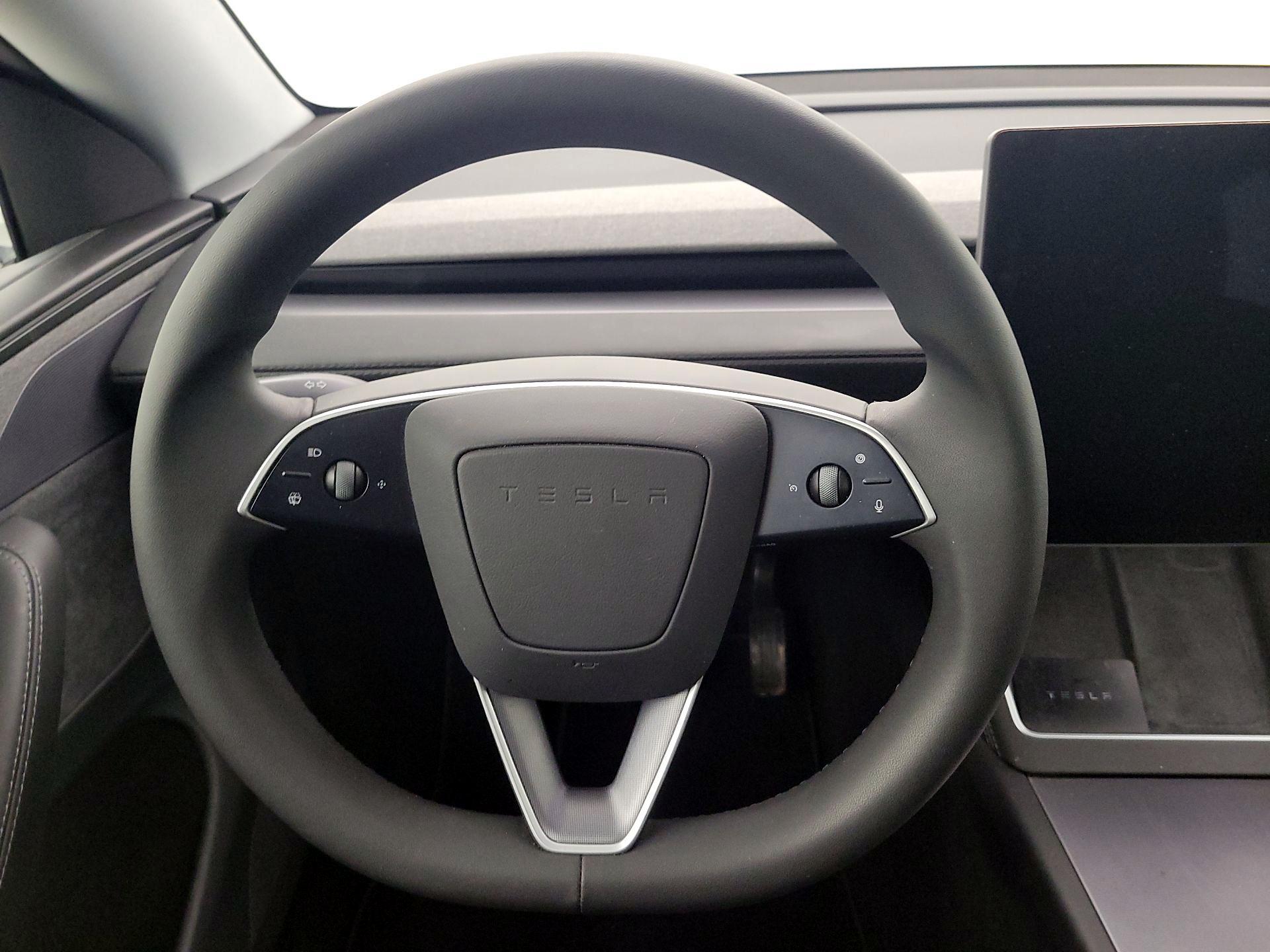 Thumbnail: 2026 Tesla Model Y - 10