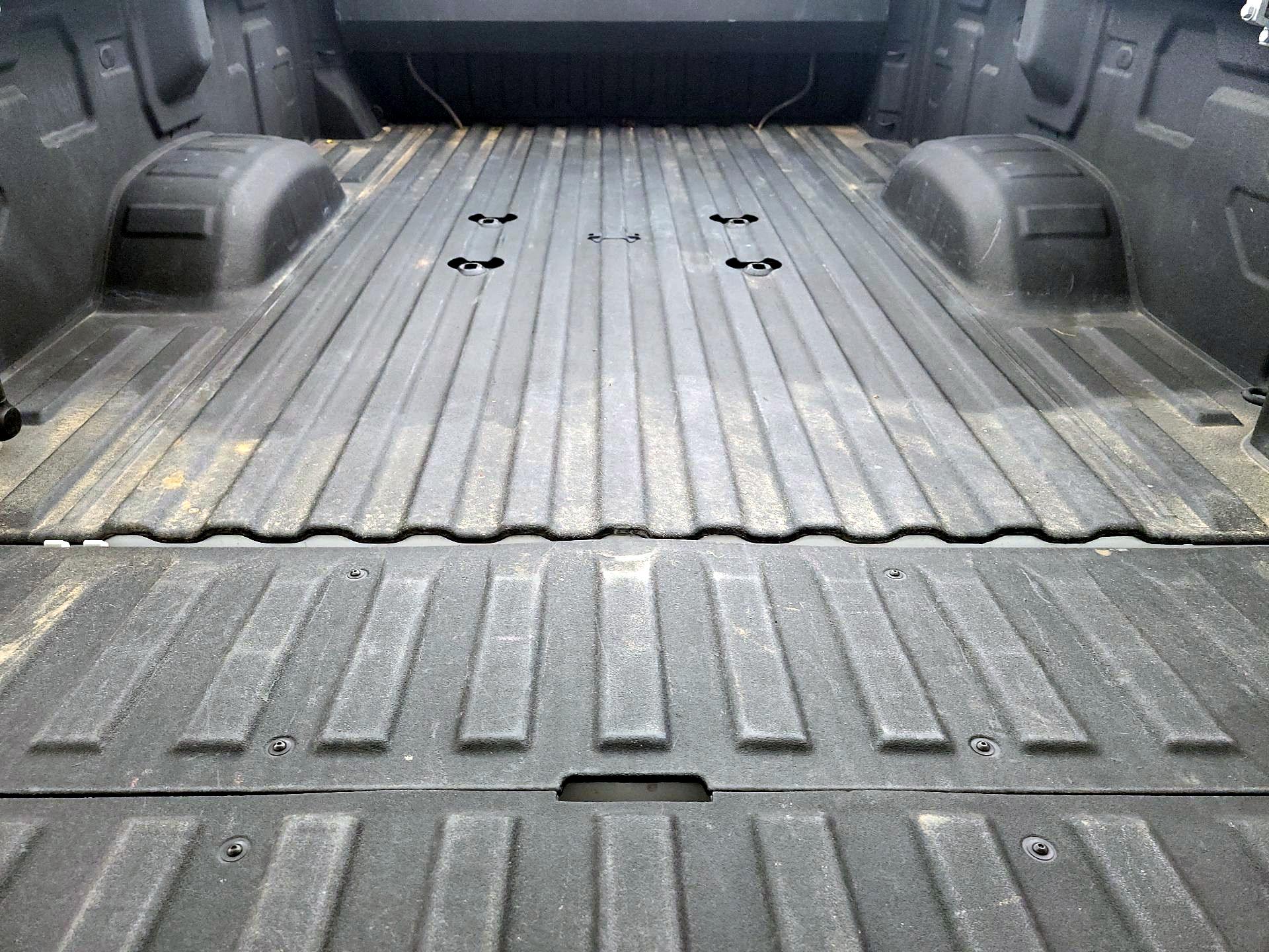 Thumbnail: 2020 GMC Sierra 3500 - 16