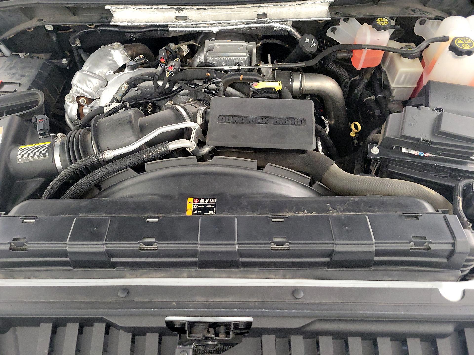 Thumbnail: 2020 GMC Sierra 3500 - 17