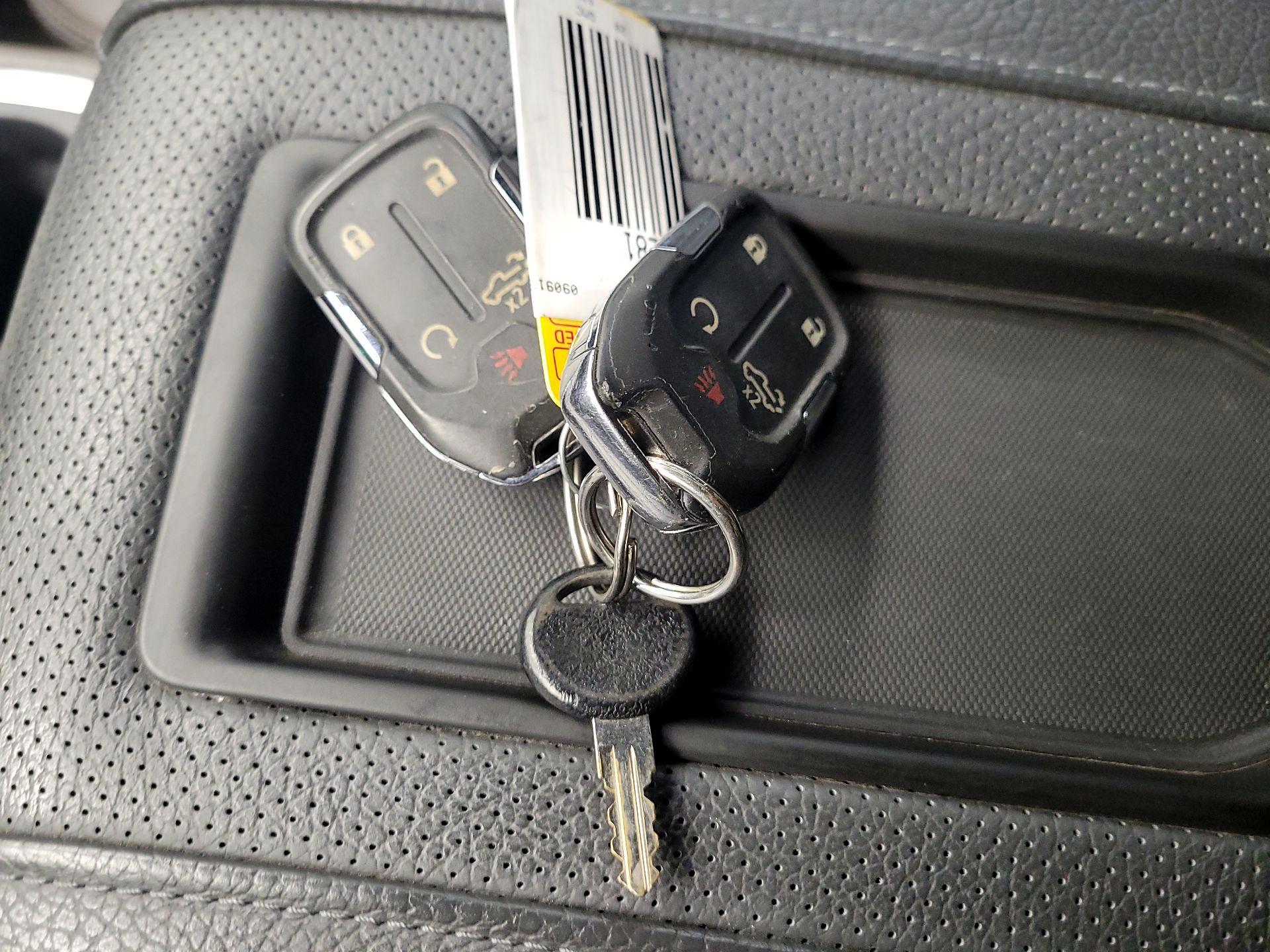 Thumbnail: 2020 GMC Sierra 3500 - 18