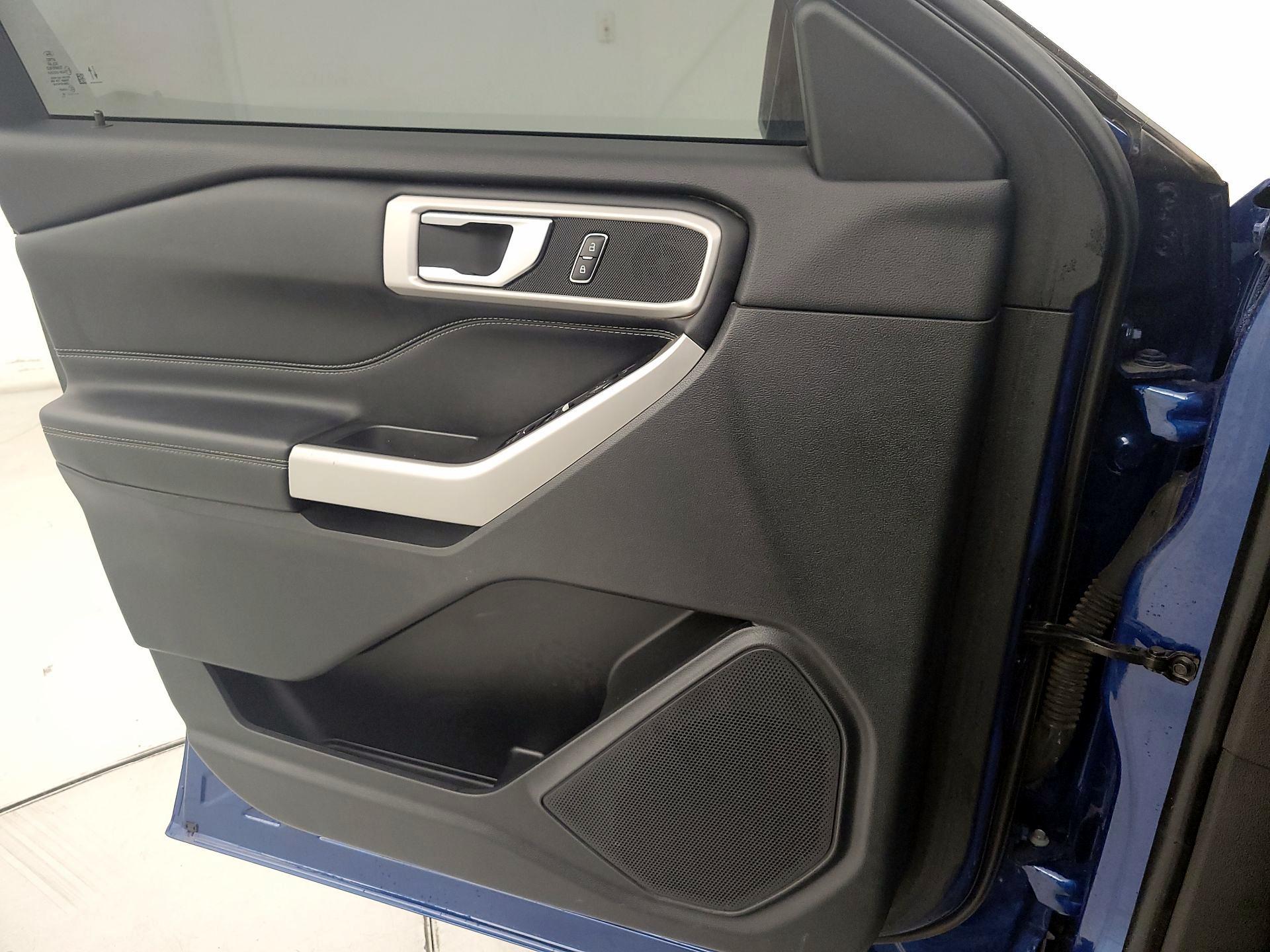 Thumbnail: 2022 Ford Explorer - 12