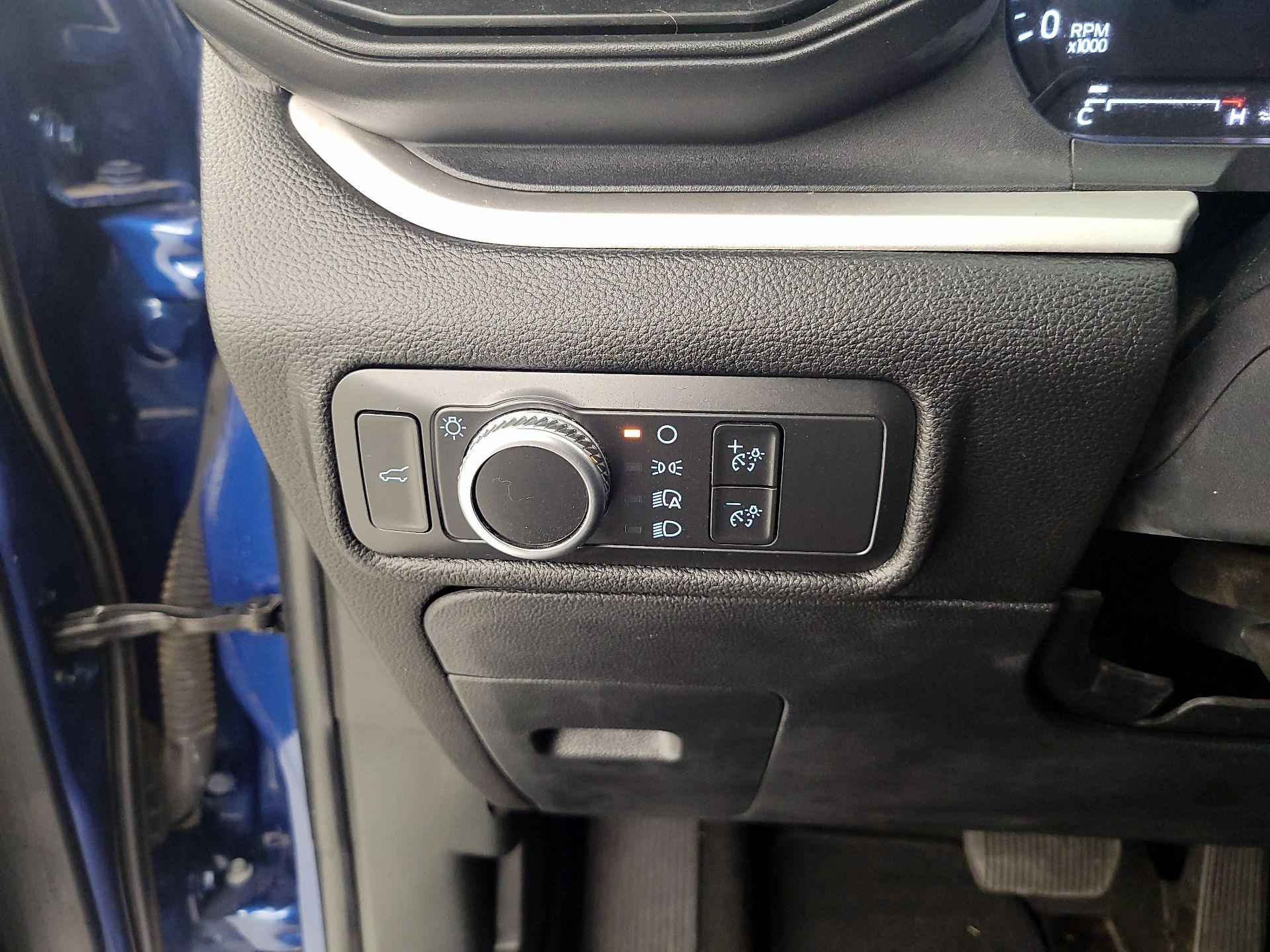 Thumbnail: 2022 Ford Explorer - 13