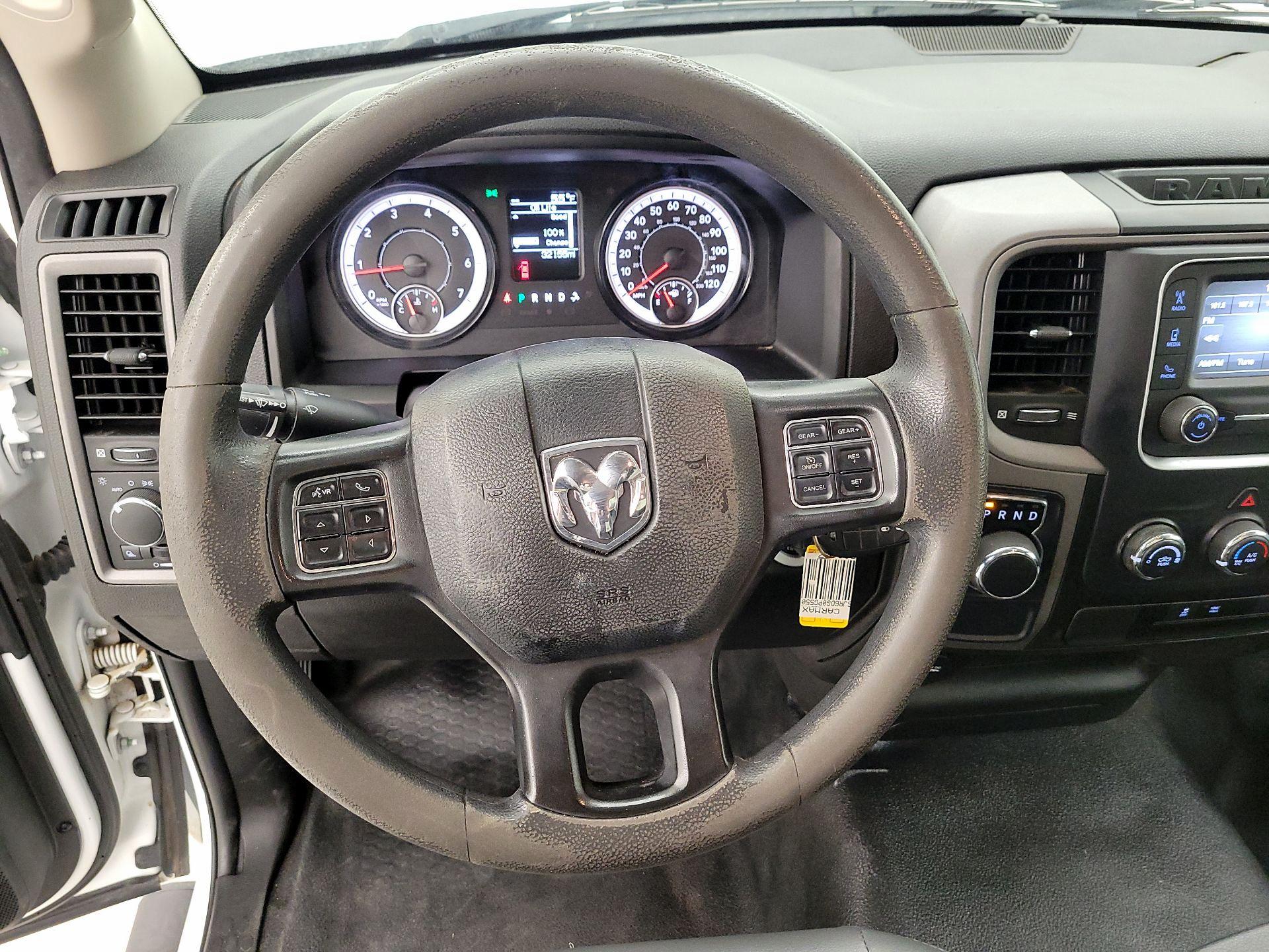 Thumbnail: 2023 RAM 1500 Classic - 10