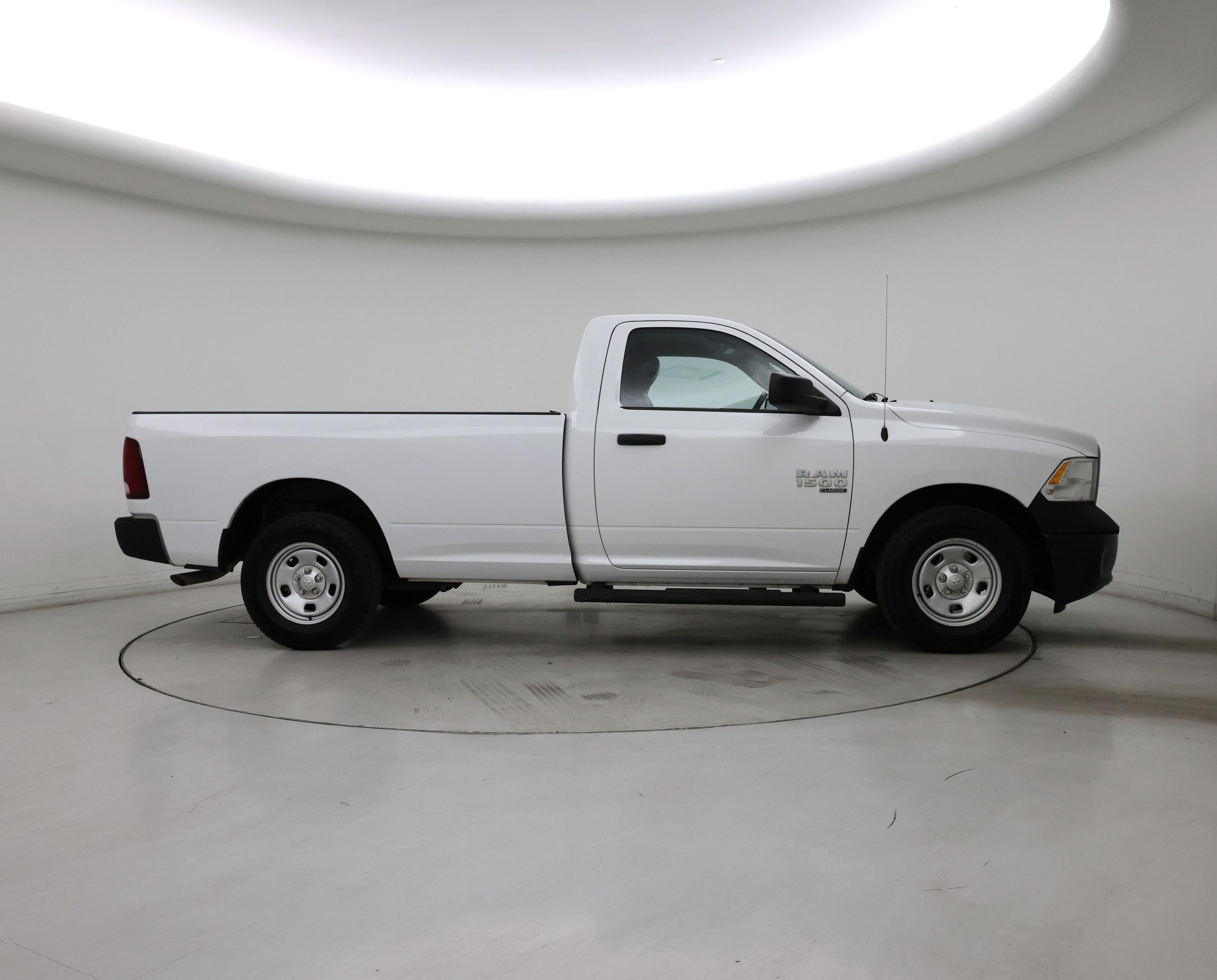 Thumbnail: 2023 RAM 1500 Classic - 7