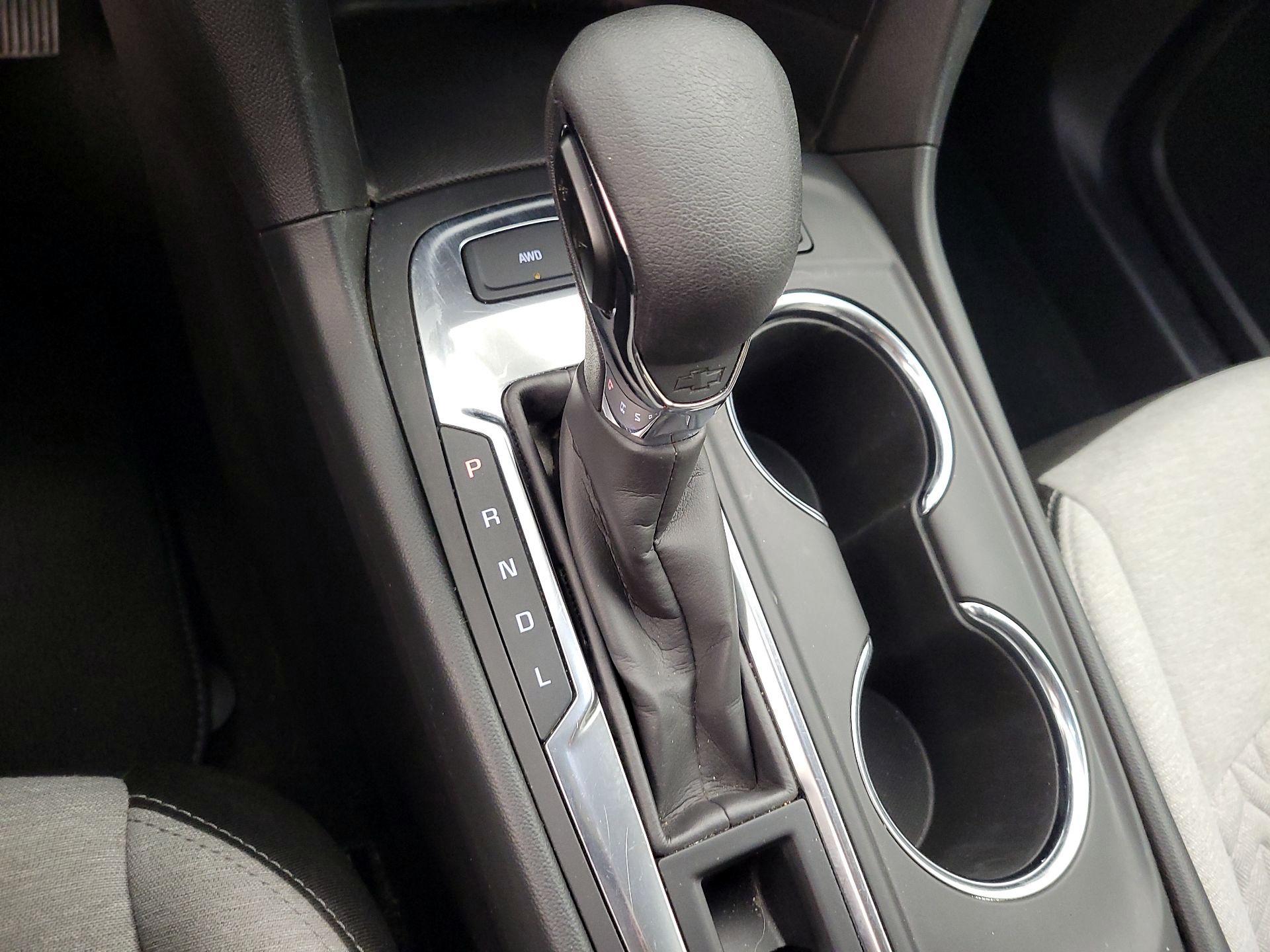 Thumbnail: 2024 Chevrolet Equinox - 15