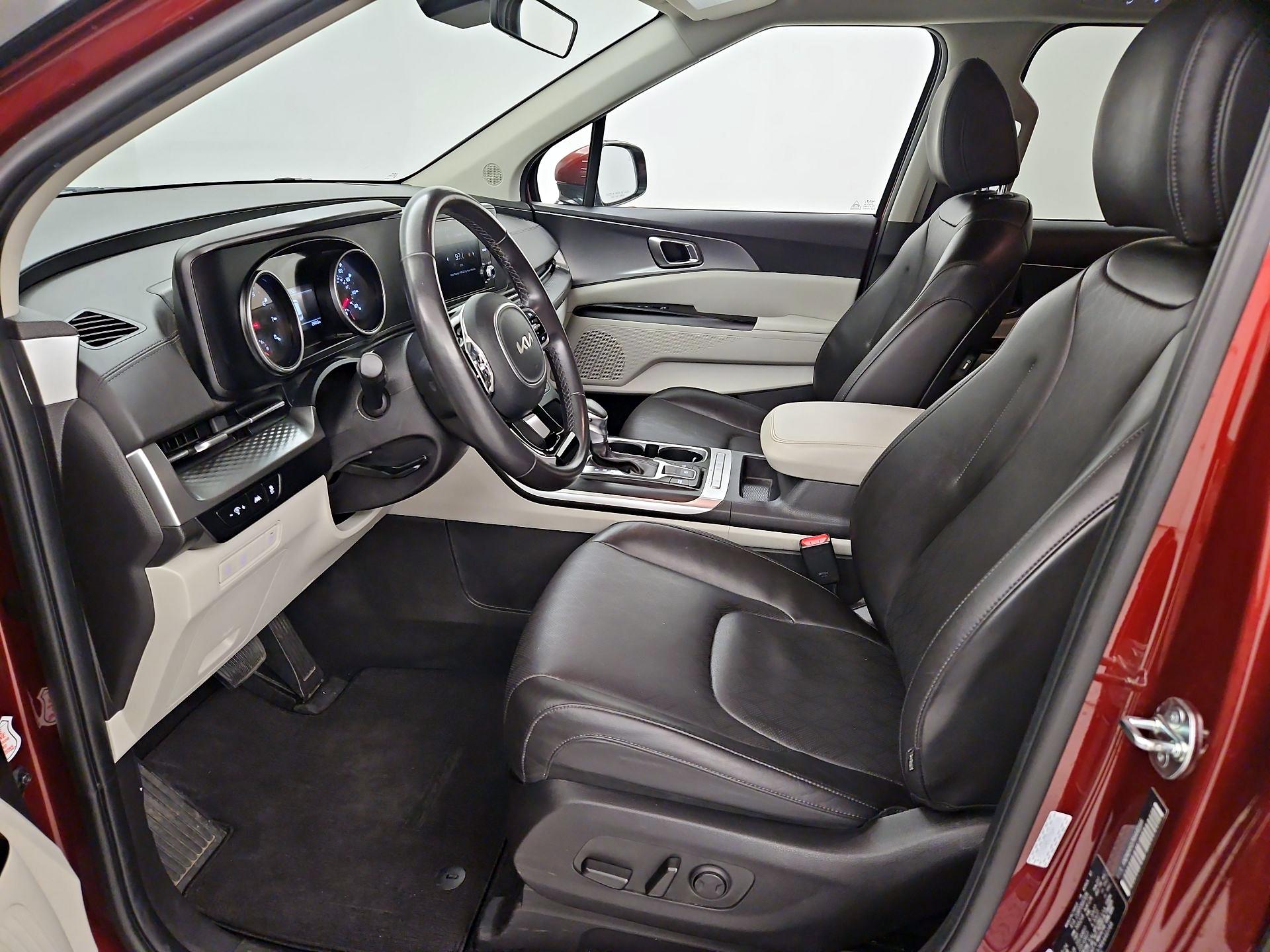 Thumbnail: 2024 Kia Carnival - 11