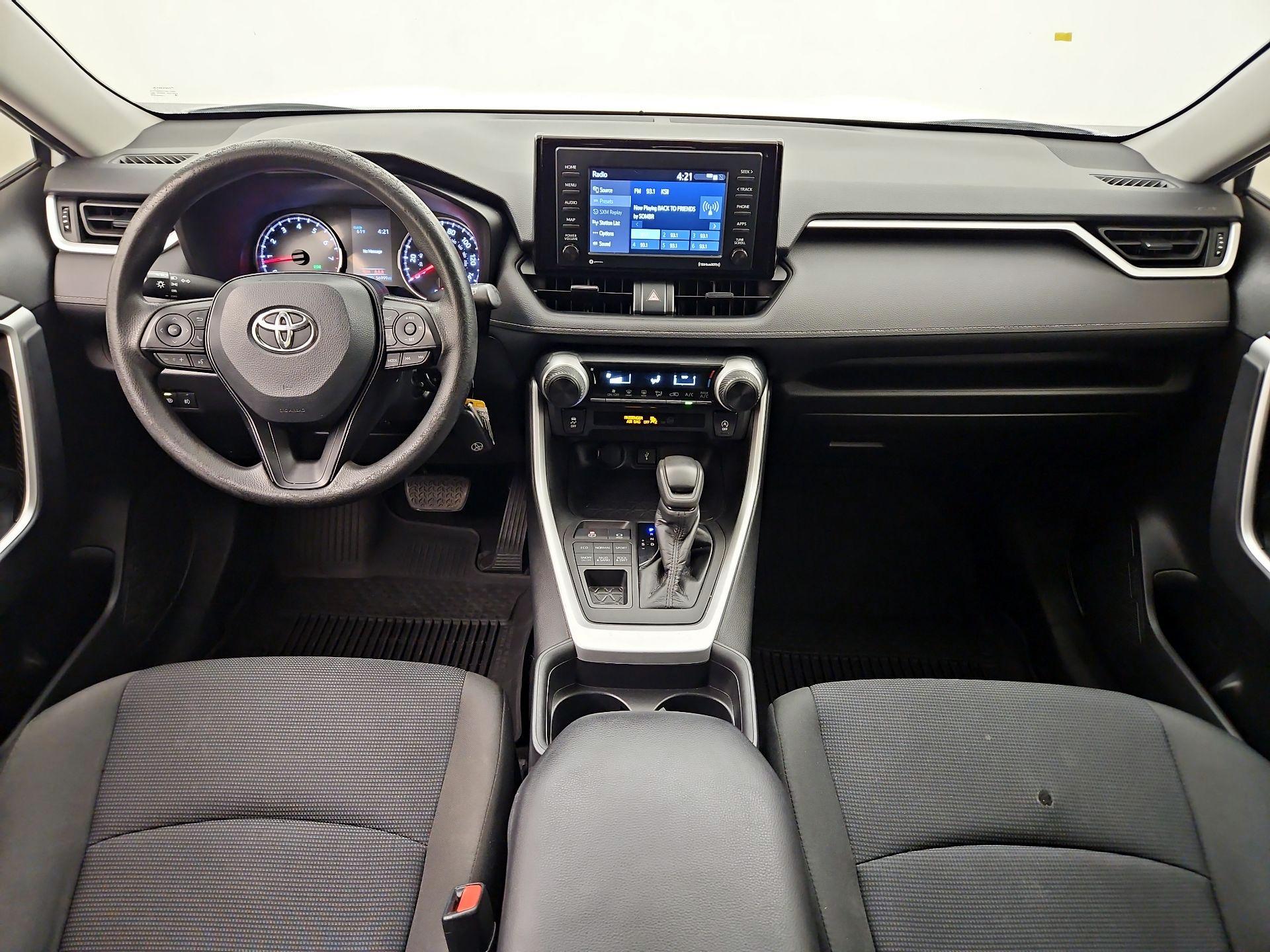 Thumbnail: 2021 Toyota RAV4 - 9