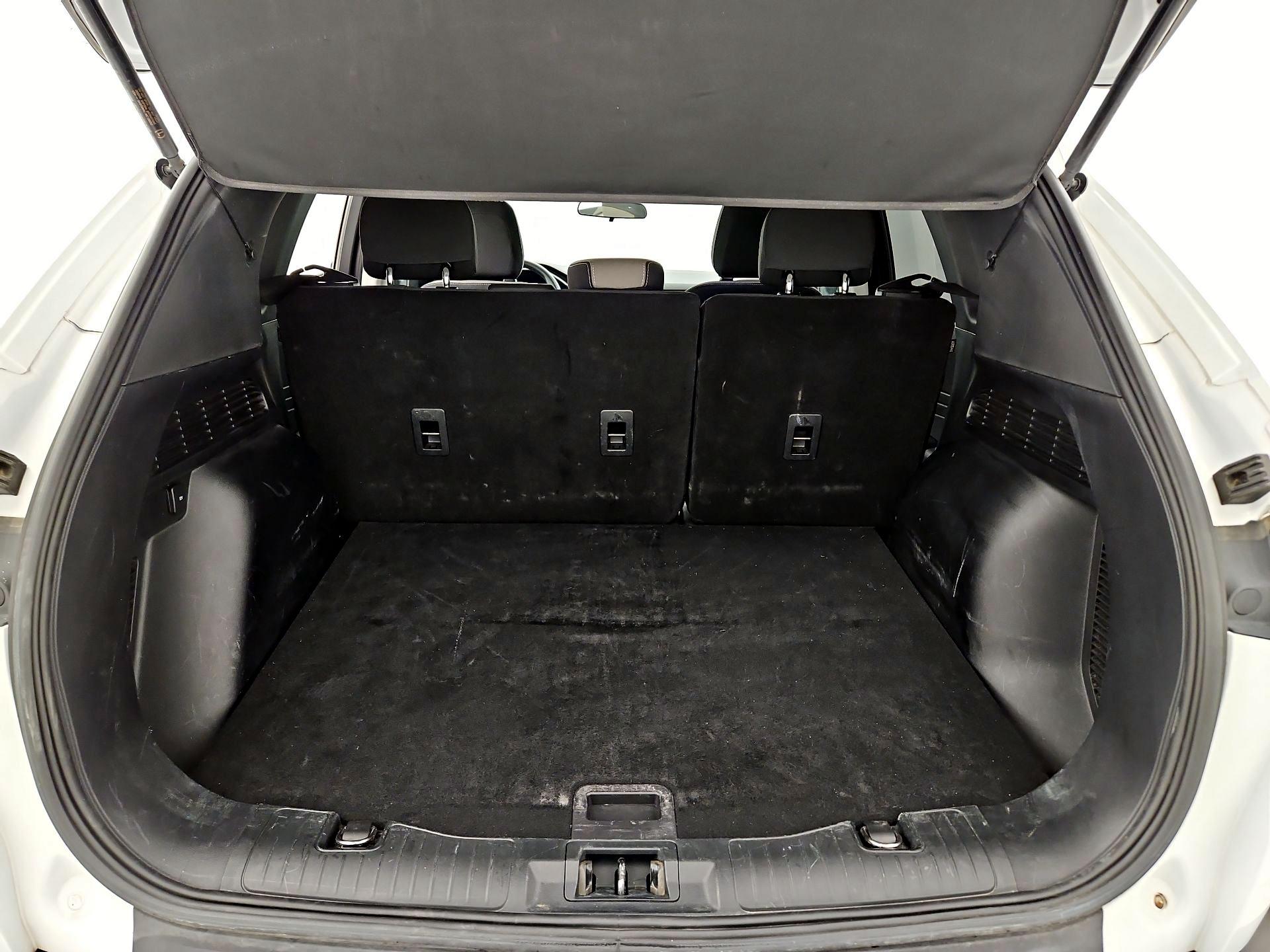 Thumbnail: 2022 Ford Escape - 20