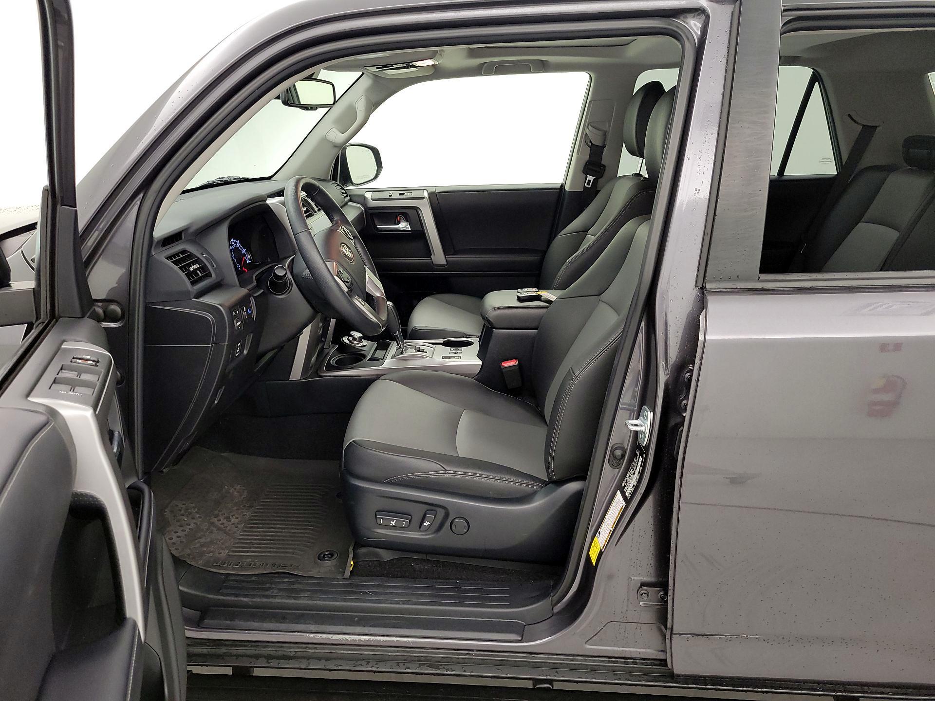 Thumbnail: 2021 Toyota 4Runner - 11