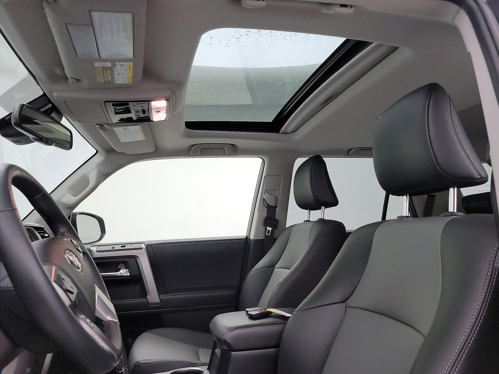 Thumbnail: 2021 Toyota 4Runner - 20