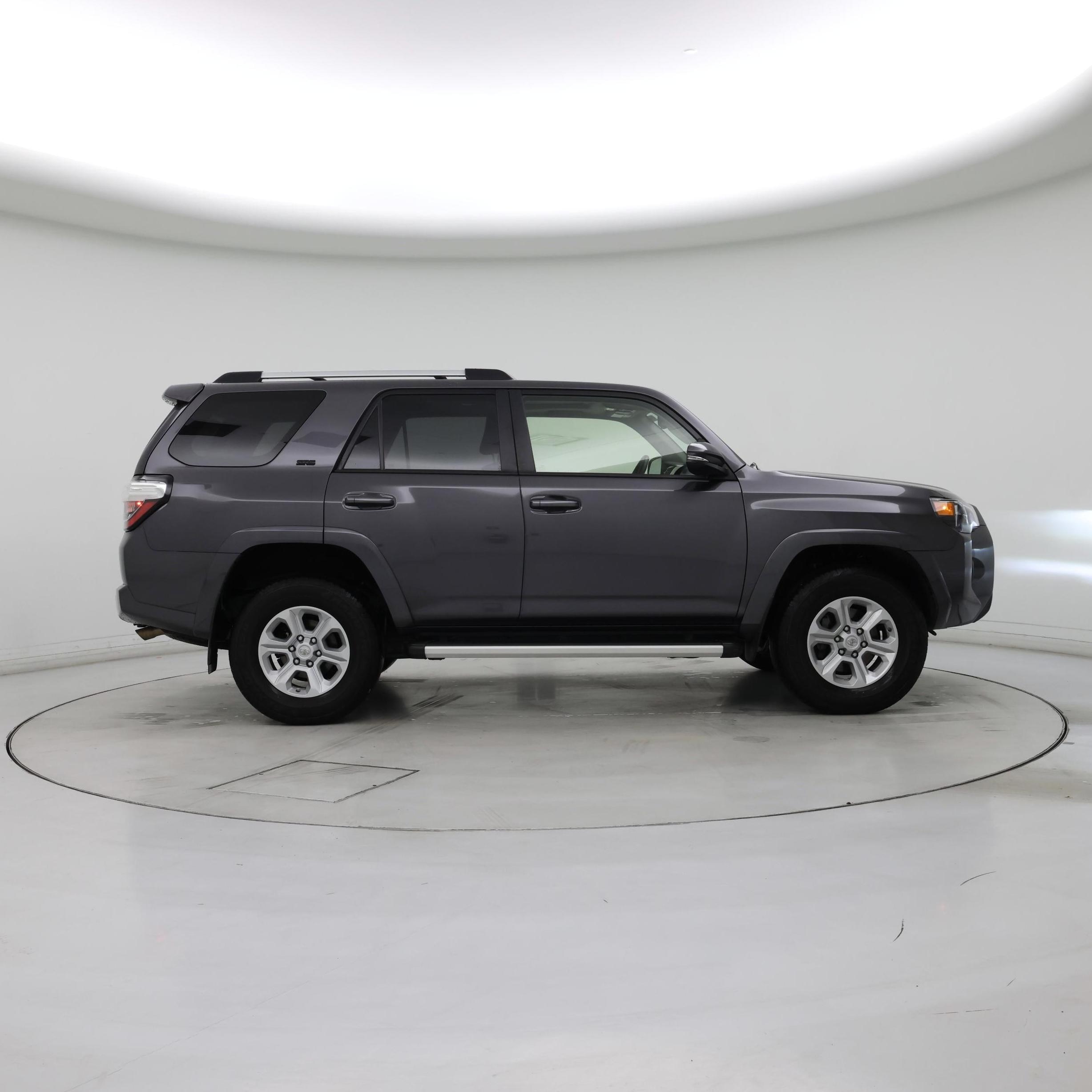Thumbnail: 2021 Toyota 4Runner - 7