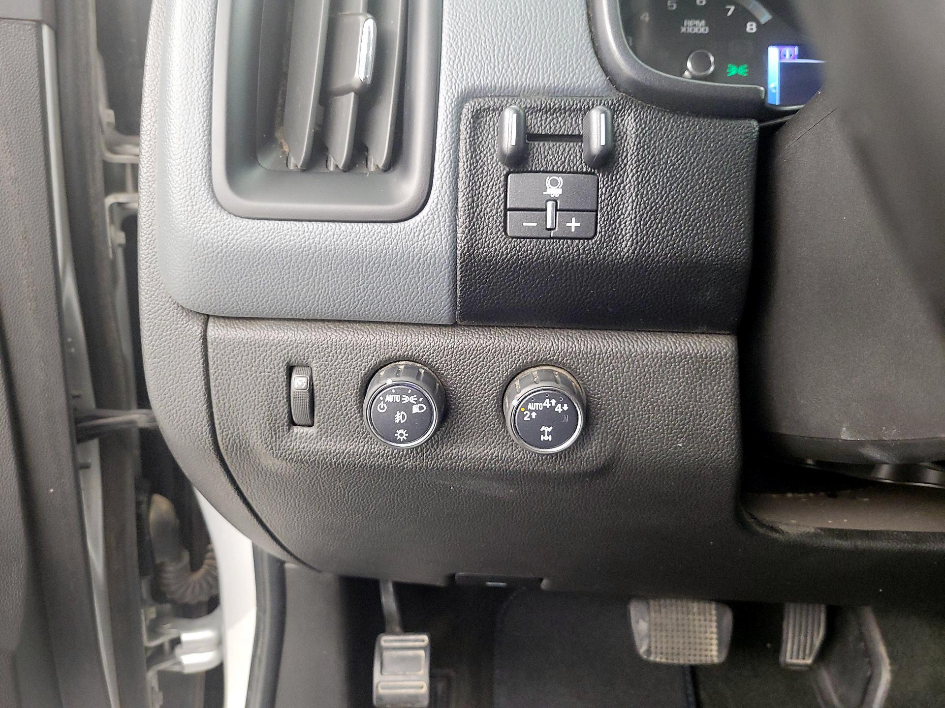 Thumbnail: 2018 Chevrolet Colorado - 13