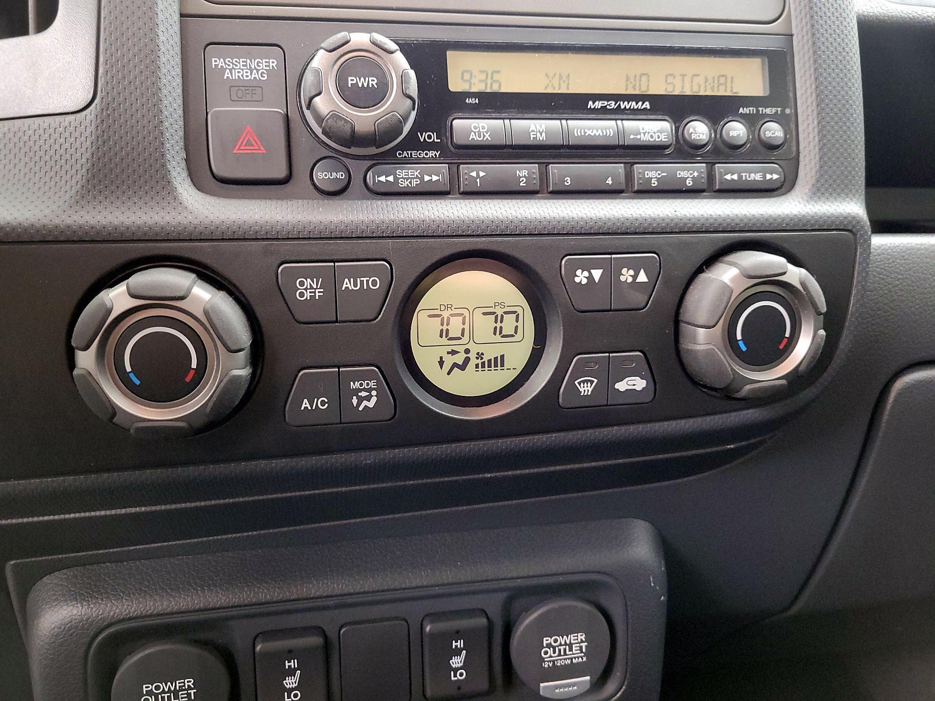 Thumbnail: 2014 Honda Ridgeline - 15