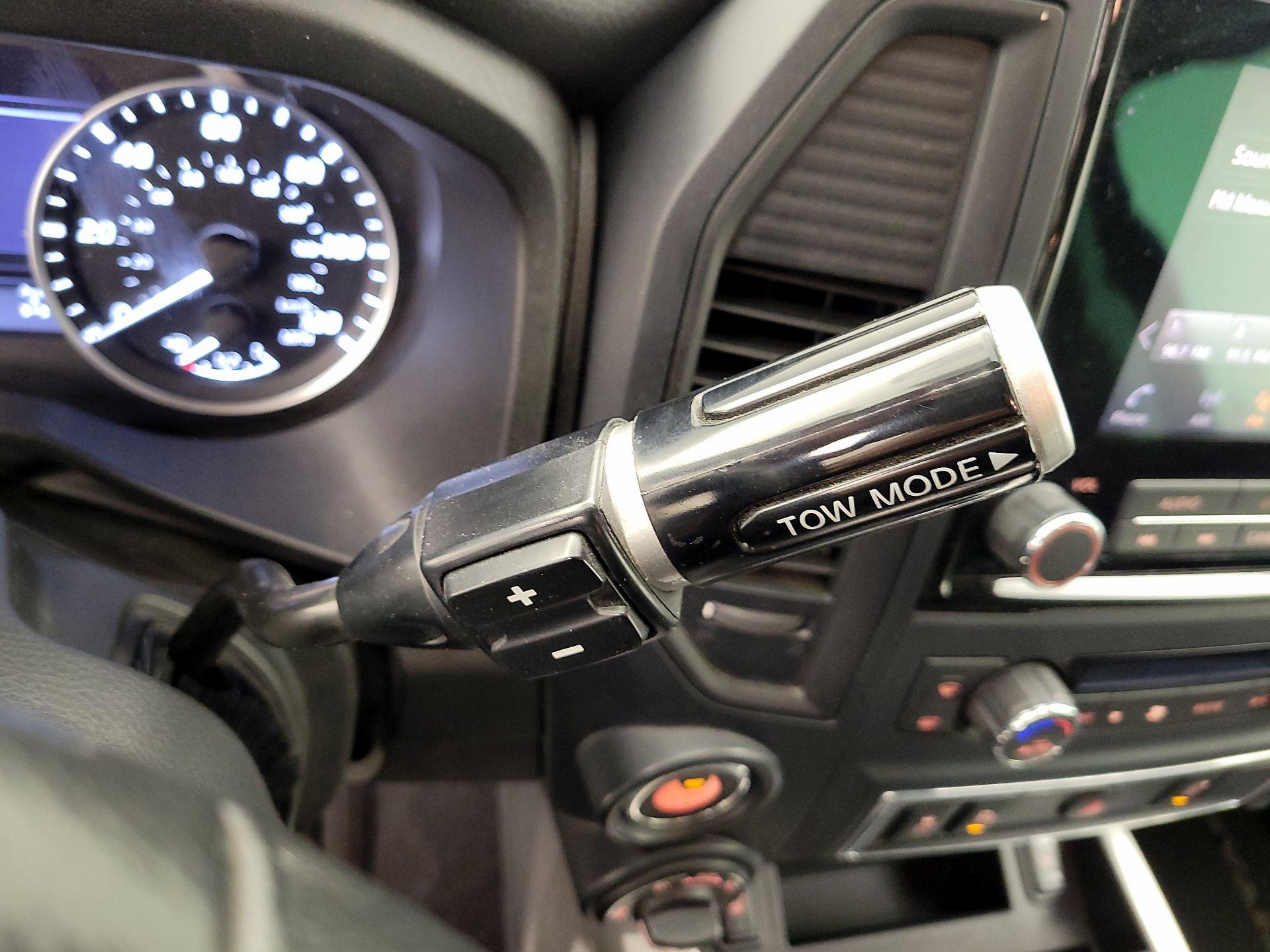 Thumbnail: 2024 Nissan Titan - 17