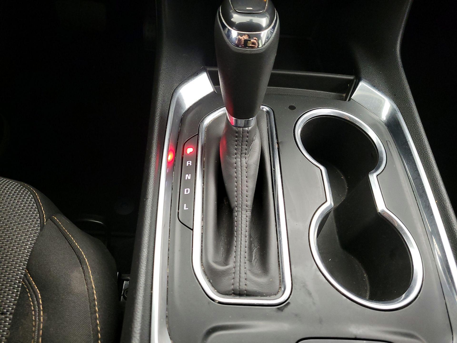 Thumbnail: 2020 Chevrolet Traverse - 17