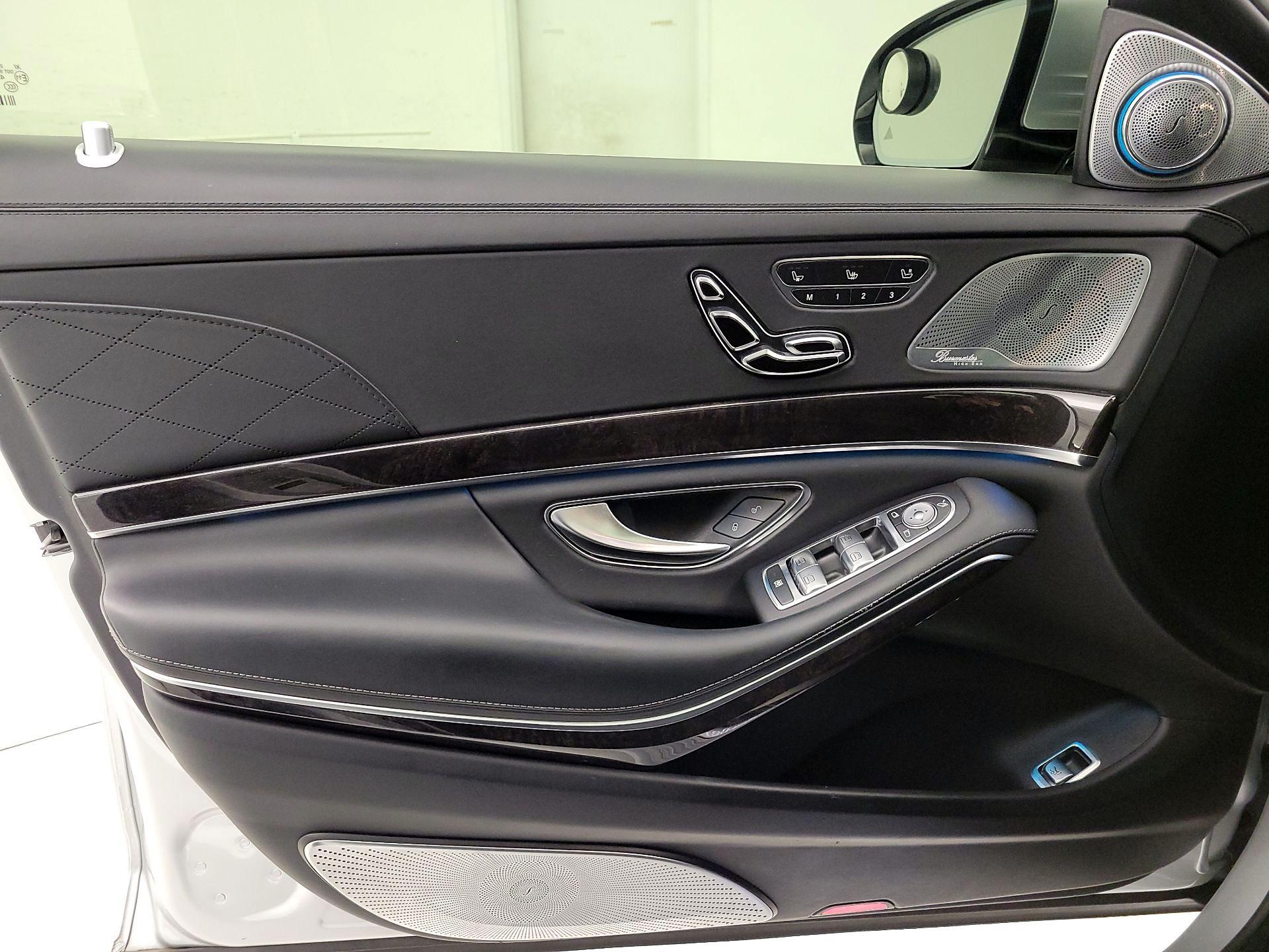 Thumbnail: 2019 Mercedes-Benz S-Class - 12