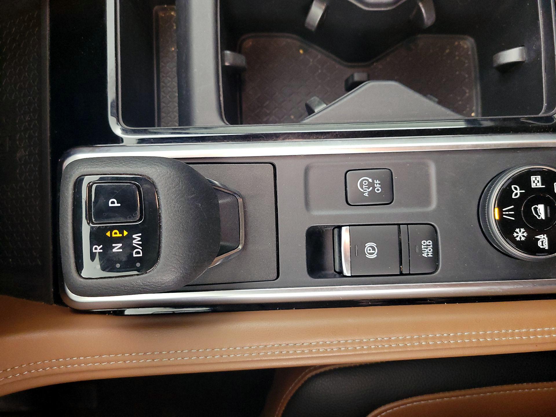 Thumbnail: 2022 Nissan Pathfinder - 18